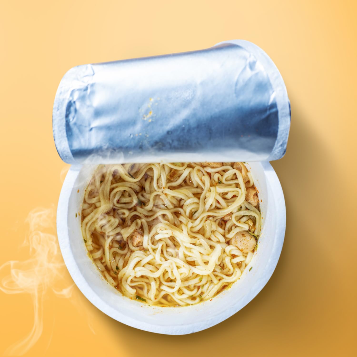 Mama Instant Cup Noodle with Beef Flavor 70 g - TMAMACUPB