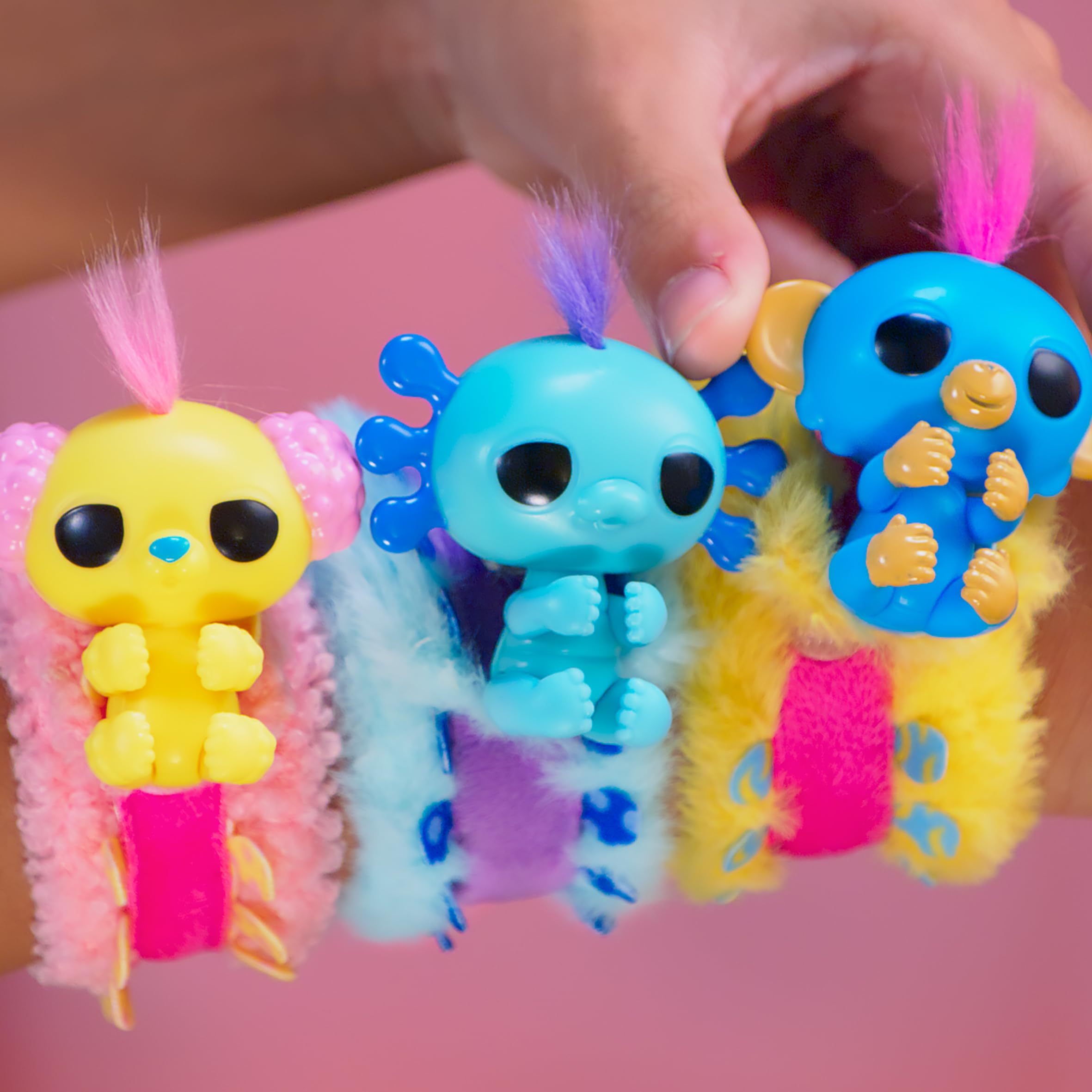 Fingerlings Pinkies - Pinkie-Sized Pets with Surprise Mini Bestie, 12 Cute Styles to Collect