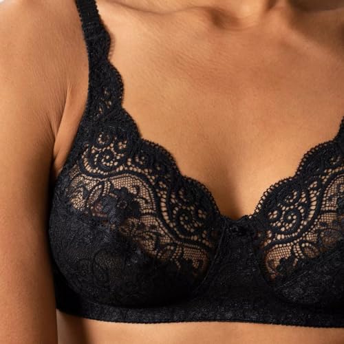 Triumph Women's Amourette 300 X Non-Wired Bra - Black, 34C UK | Everyday Comfort & Support