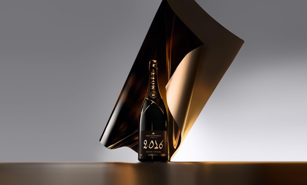 Moët & Chandon Grand Vintage 2016 Champagne - 75cl Giftbox 4
