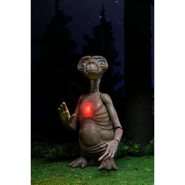 NECA E.T. The Extra-Terrestrial 40th Anniversary - E.T. Ultimate 7" Action Figure with LED (55079)