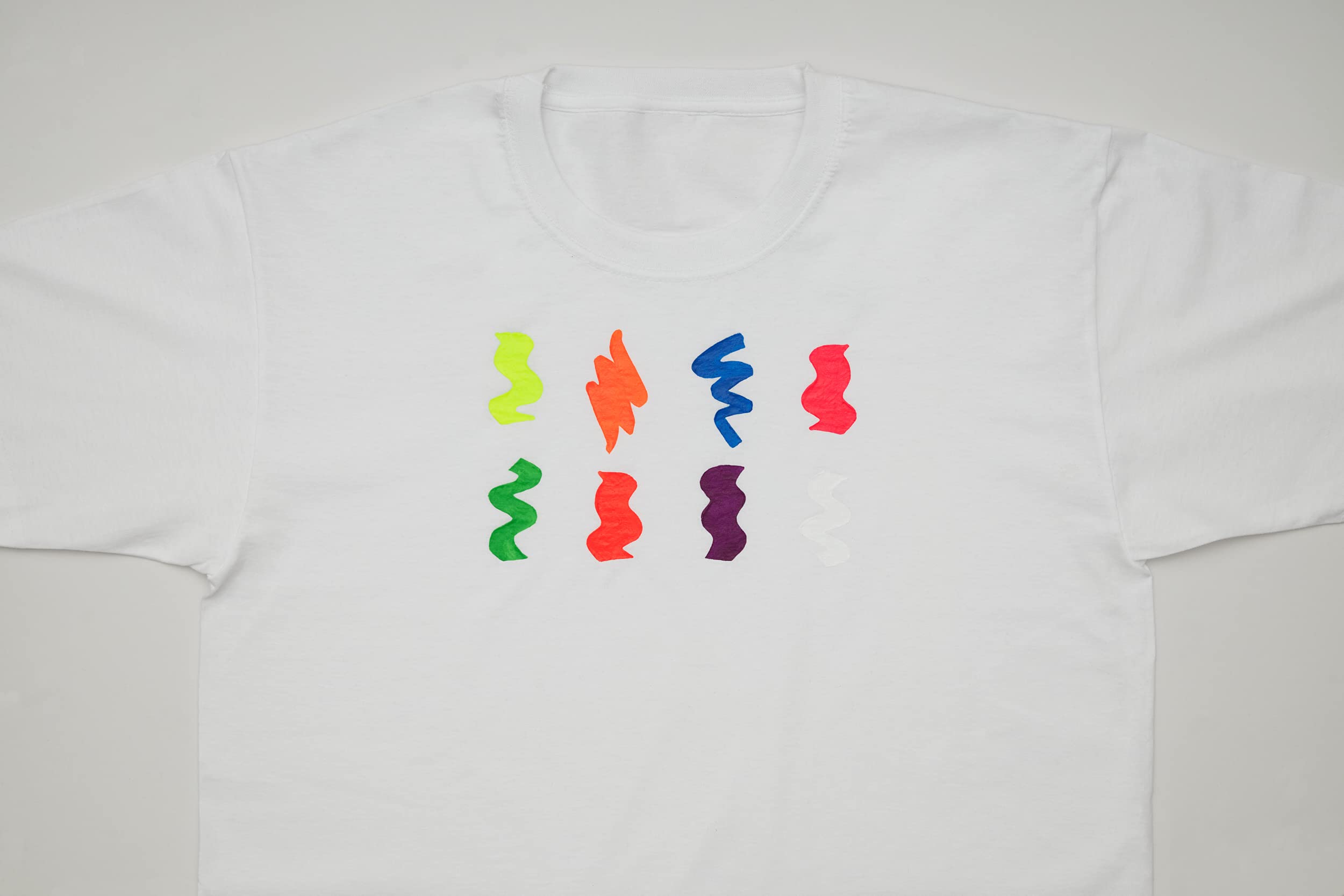 Moon Glow - Neon UV 3D Fabric Paint - 125ml - Intense Red 15