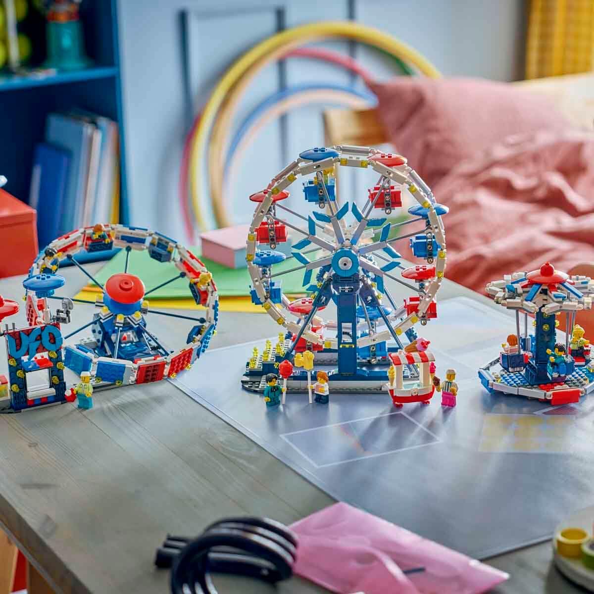 LEGO Creator 3 in 1 Iconic Ferris Wheel Building Set - 3 Amusement Park Rides, 4 Minifigures, Ages 8+ 2