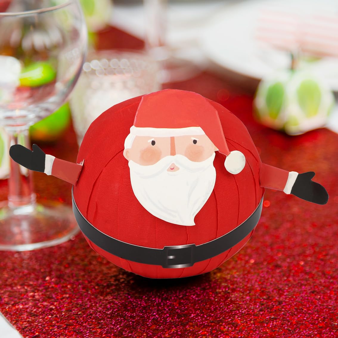 Talking Tables Pass the Parcel Christmas Kids Game - Santa Wonderball with 12 Jokes & 10 Mini Surprises