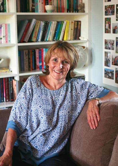 Julie Caplin - The Hotel by the Sea | Contemporary Fiction Paperback
