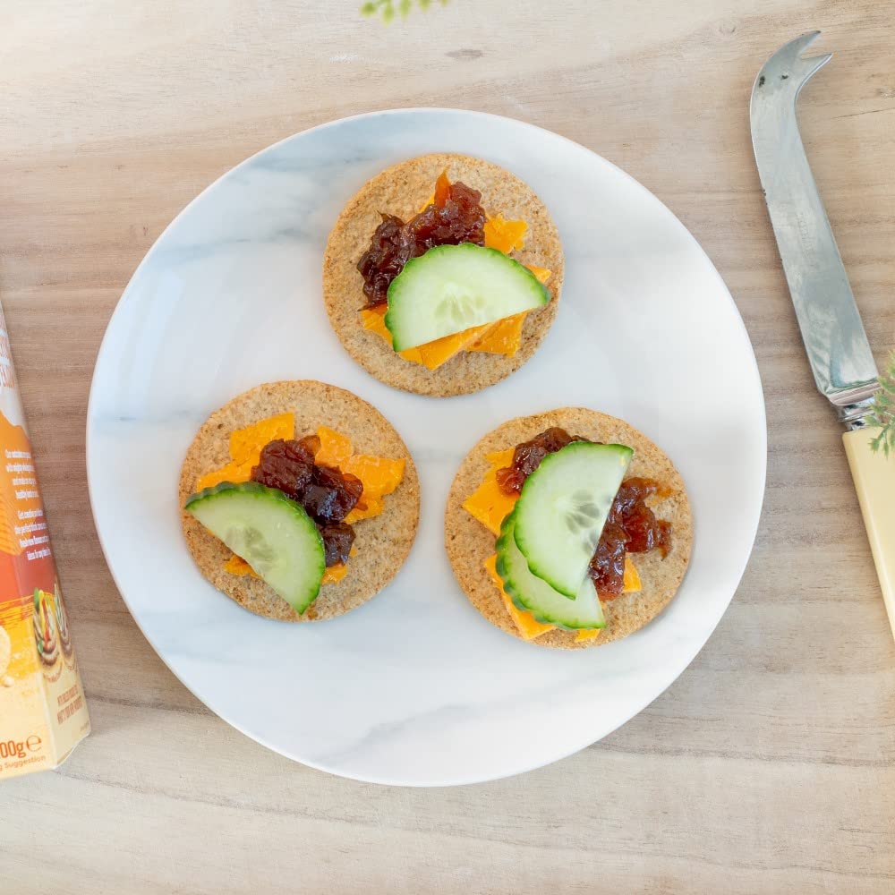 Nairn's Cheese Oatcakes - High in Fibre, Wheat Free Recipe | 200g 3
