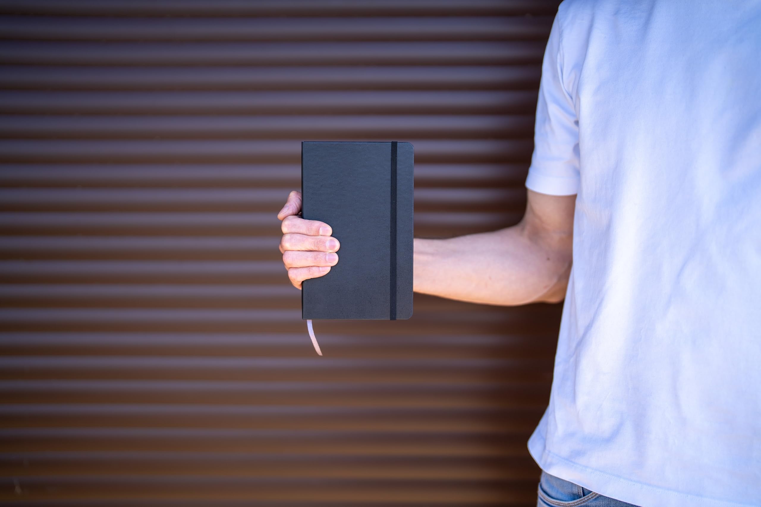 Moleskine Classic Dotted Paper Notebook - Soft Cover, Black, Large A5, 192 Pages 8