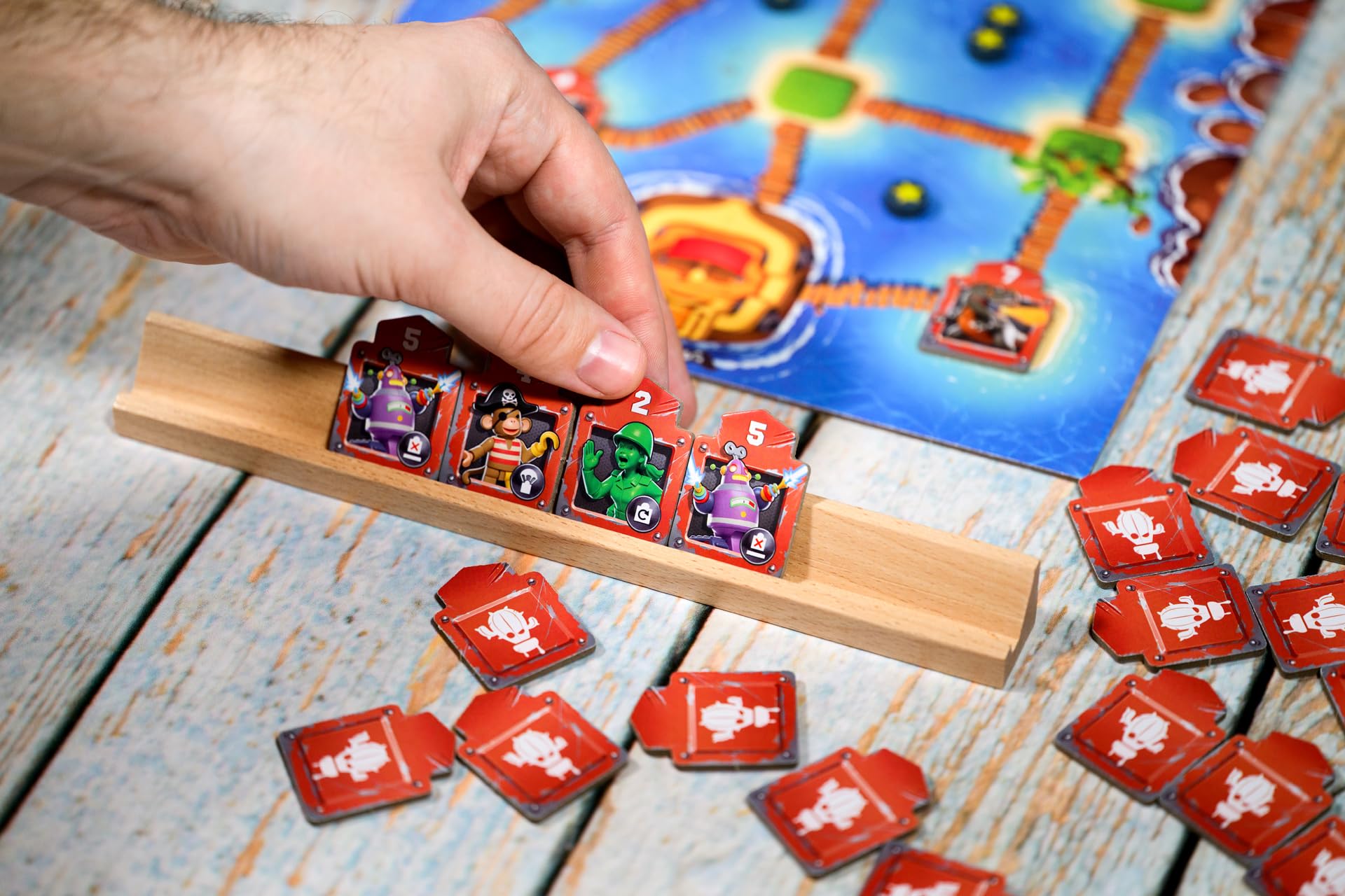 Asmodee Toy Battle Board Game | 2 Players | 15 Min Playtime | Ages 8+ 5