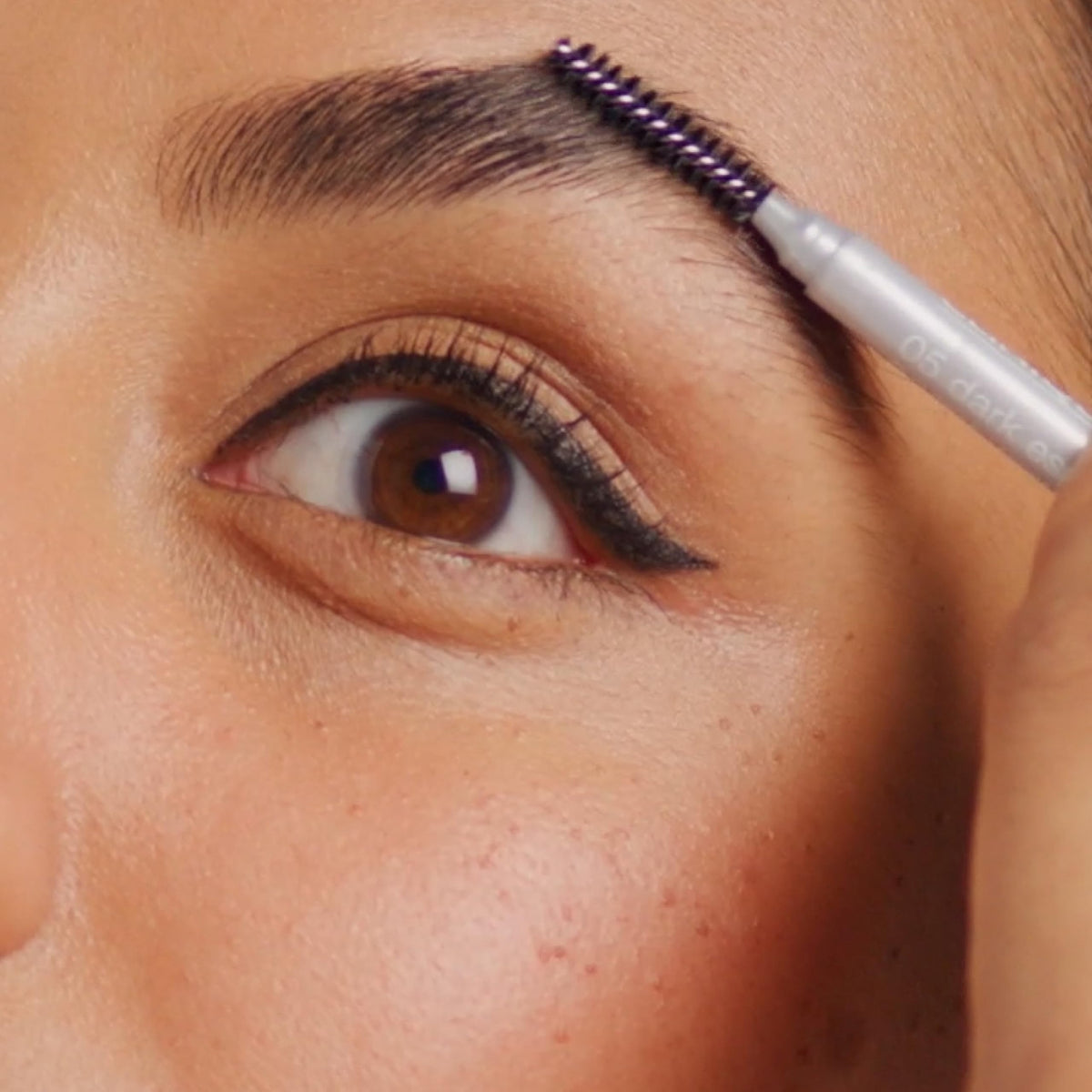 Clinique Quickliner For Brows Eyebrow Pencil - Smudge Resistant, Self-Sharpening | Soft Brown 5