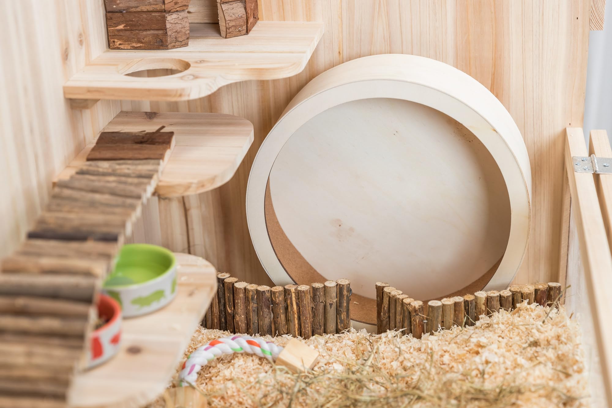 TRIXIE Wooden Wheel - 21 cm Diameter | Paw-Friendly Cork Surface | Quiet Ball Bearing