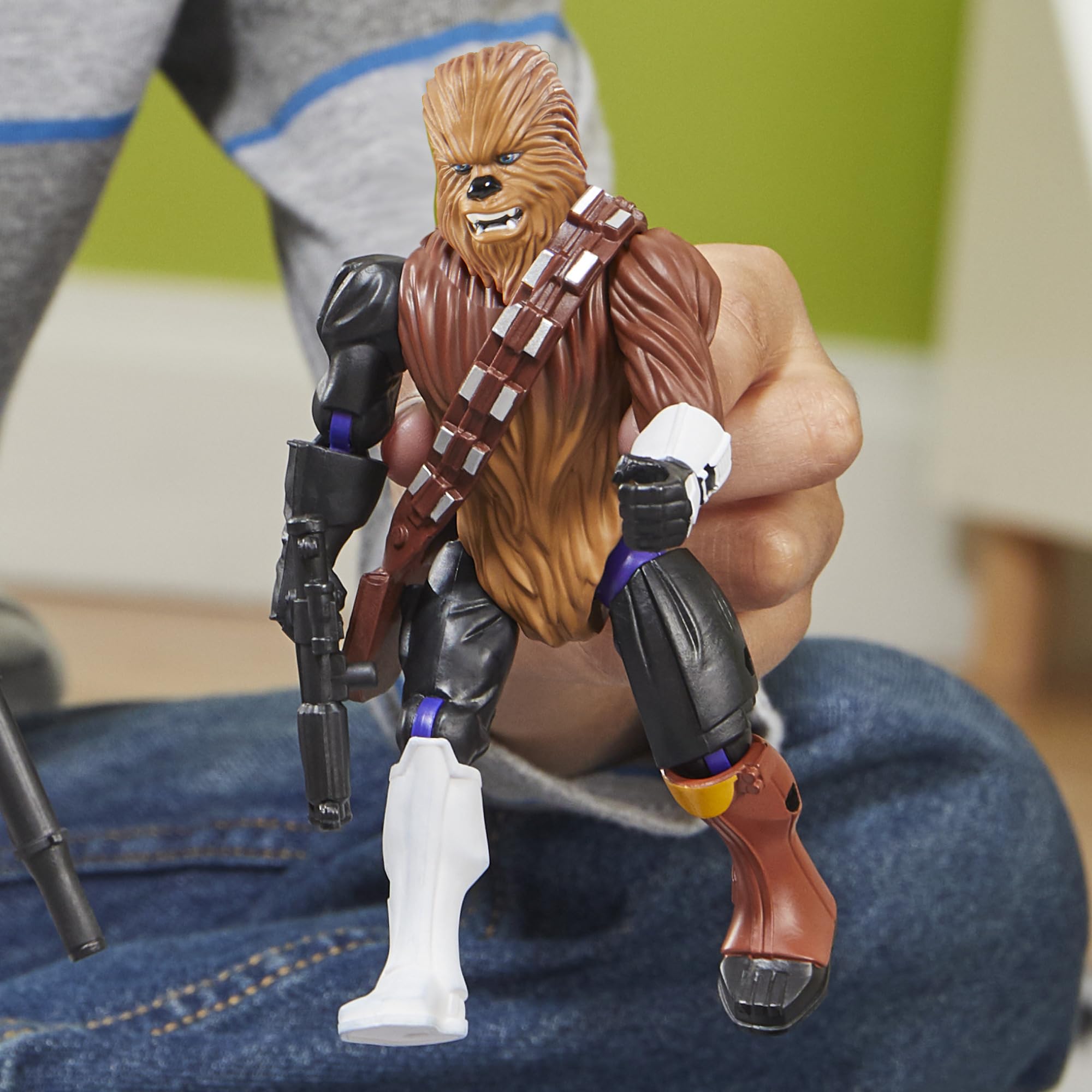 Star Wars MixMashers Chewbacca Action Figure with Boba Fett Gauntlet - Mix and Match Play for Kids 3