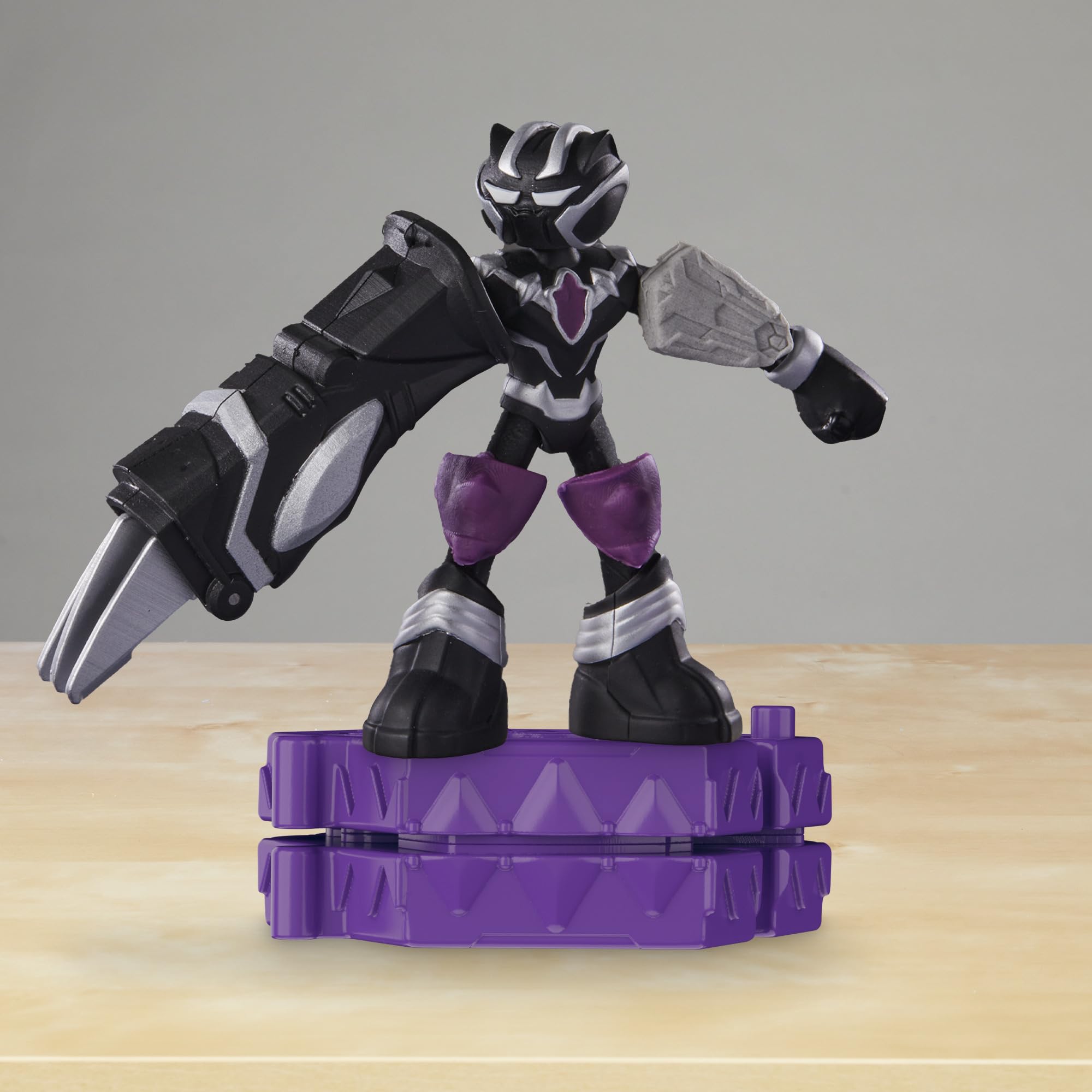 Play-Doh Marvel Black Panther Cutting Claws Action Figure Playset | Ages 4+ 7