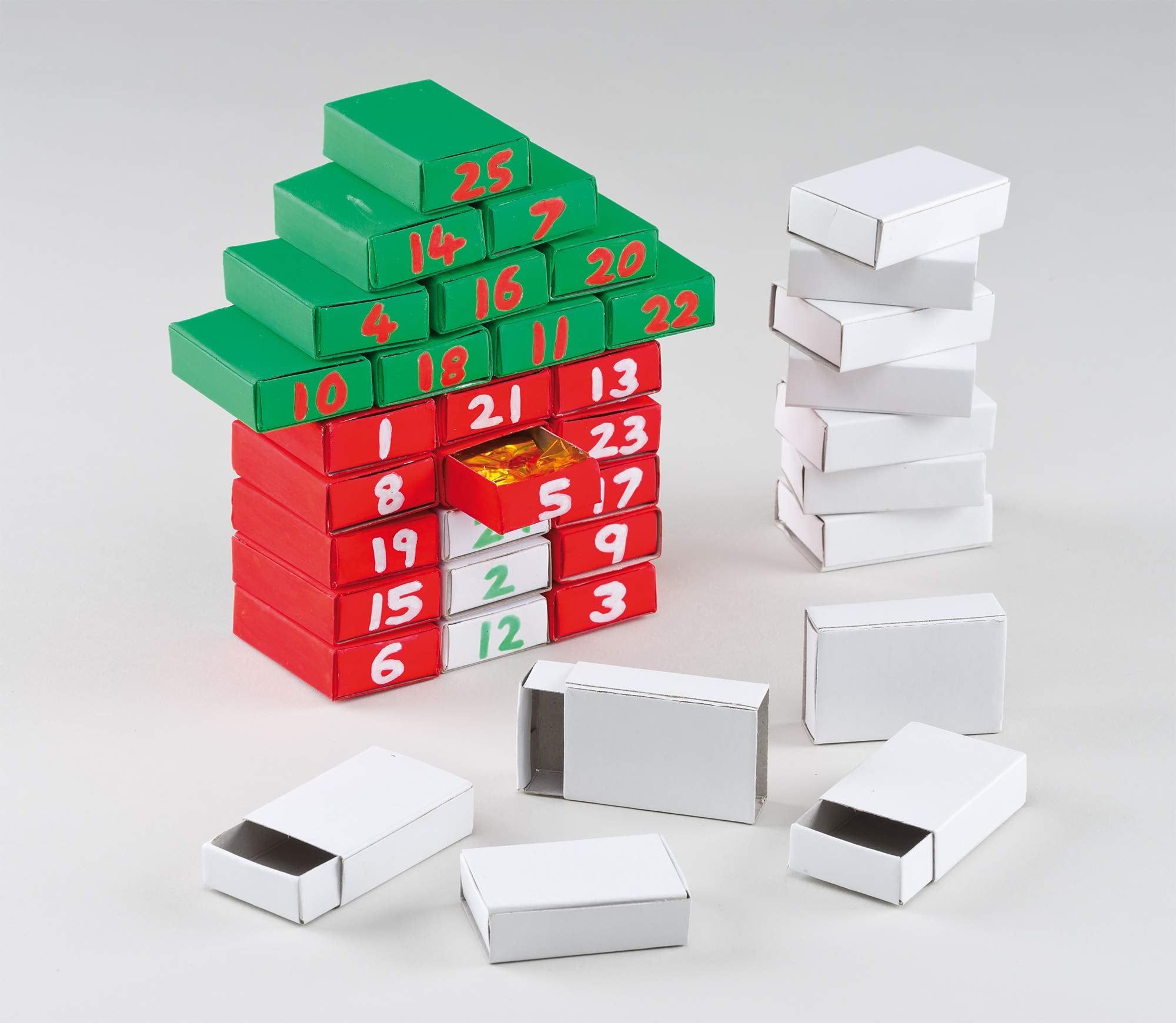 Baker Ross E5324 Craft Matchboxes - Pack of 30 for Decorating | 52mm x 35mm Cardboard