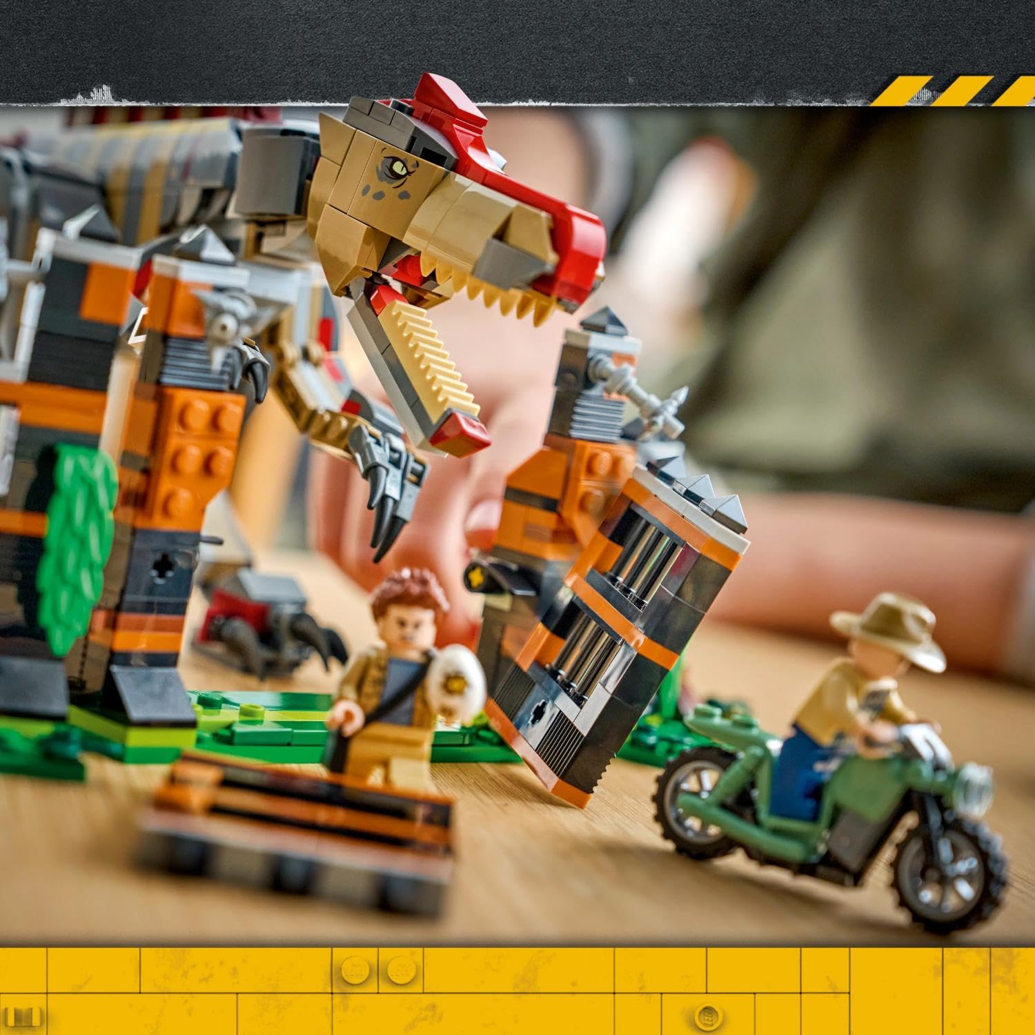 LEGO Jurassic World Spinosaurus Dinosaur Escape Building Set (Ages 9+) - Interactive Dinosaur Toy with Breakable Gate 2