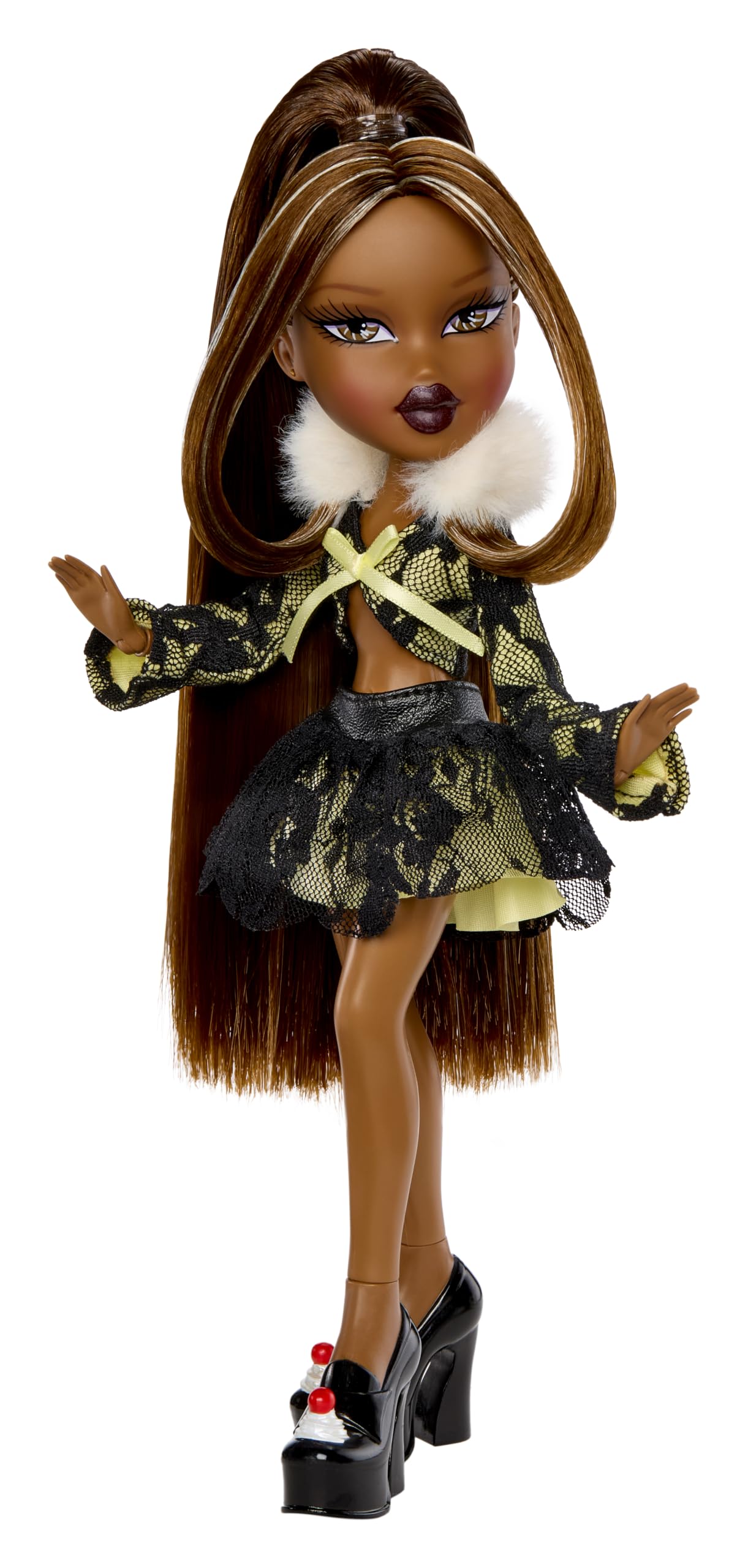 Bratz Stylin’ Birthdayz Sasha Doll - Fashion Doll with T-Shirt | Ages 6+ 3