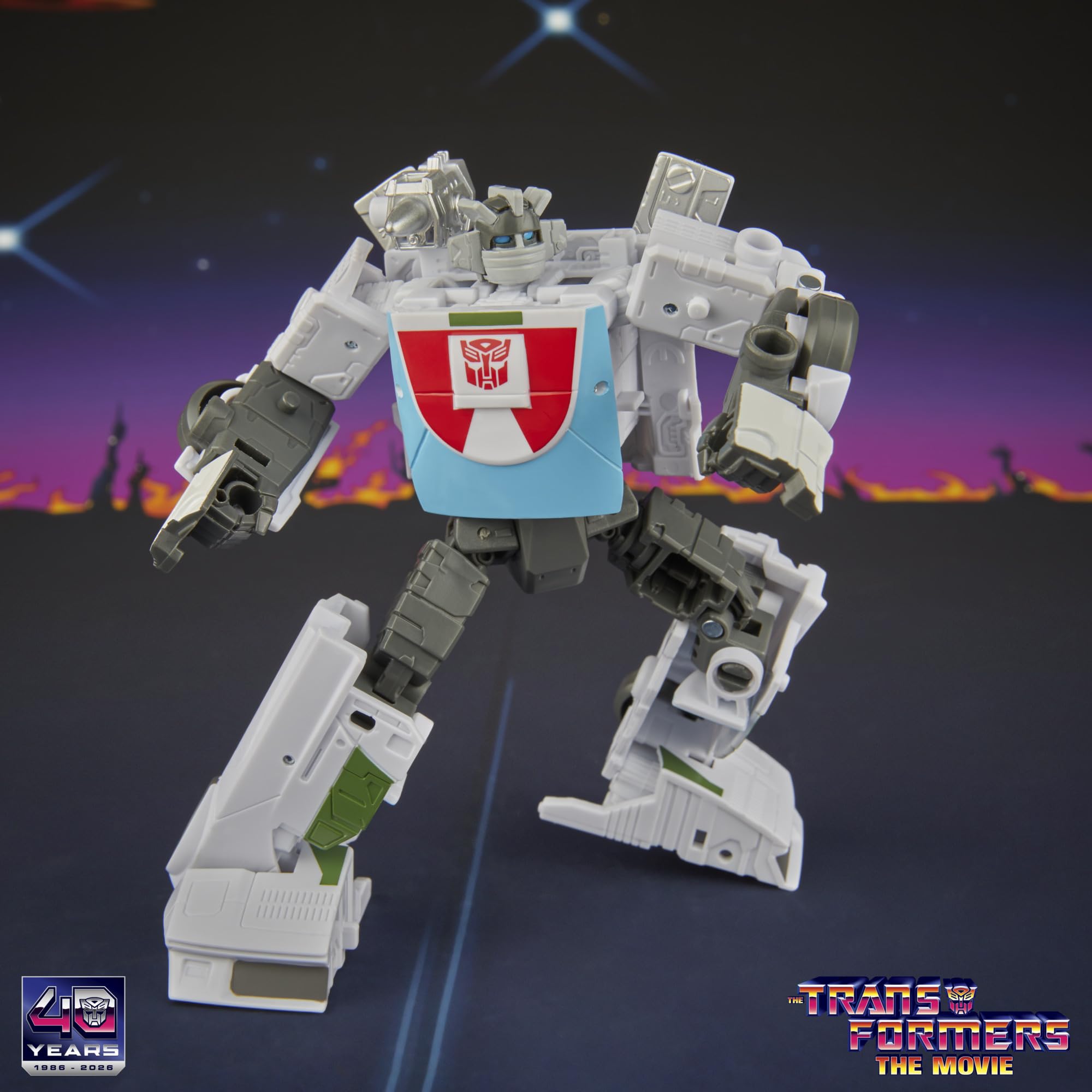 Transformers Studio Series Wheeljack Deluxe Class Action Figure | 12.5-cm/5-inch | Ages 8+ 9