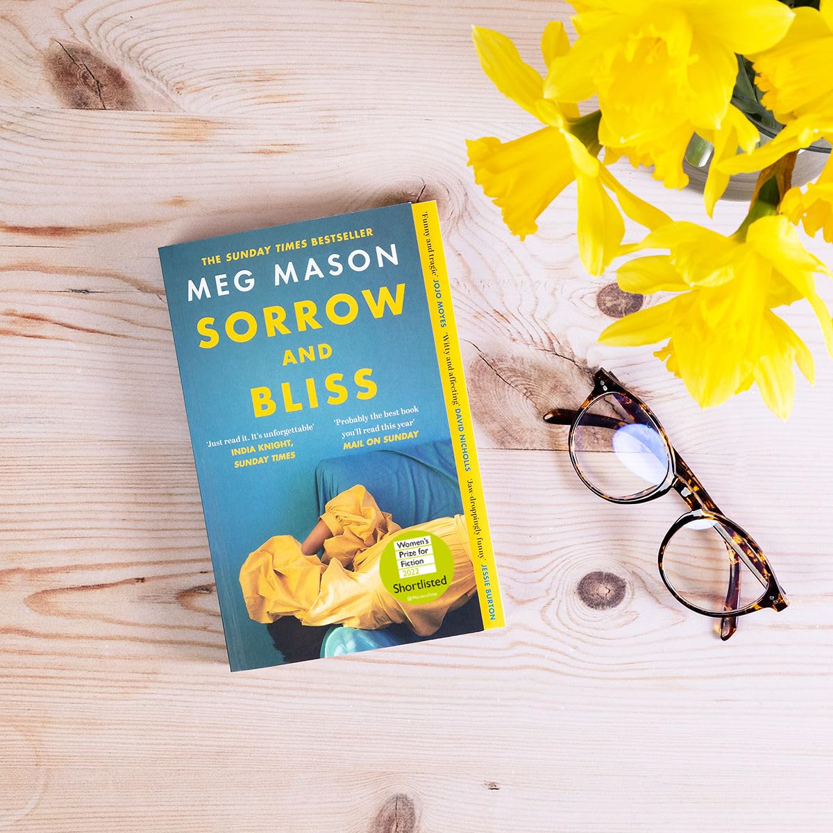 Sorrow and Bliss by Meg Mason - A Novel About Depression and Finding Yourself | Paperback 3