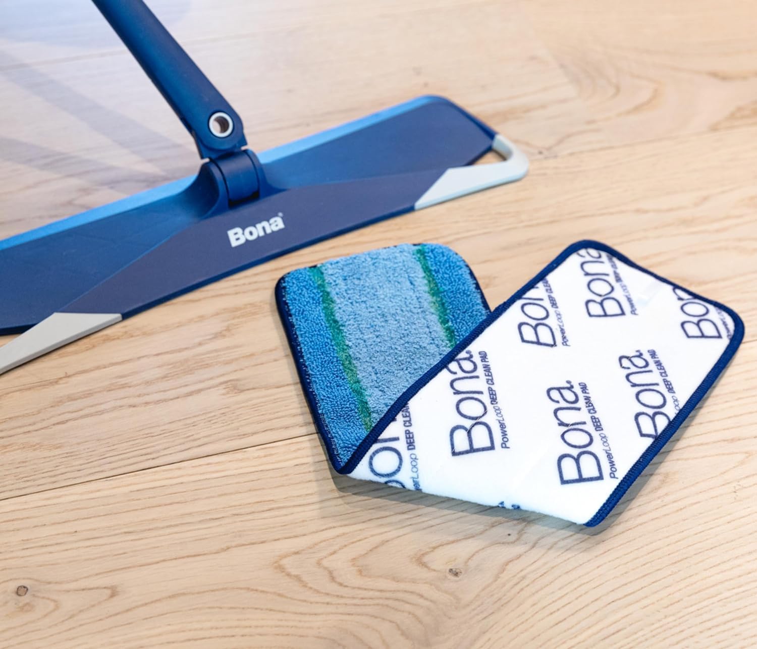 Bona OxyPower Microfibre Deep Cleaning Pad - Removes 99% Bacteria | Fits All Bona Mops | Blue/Green 2