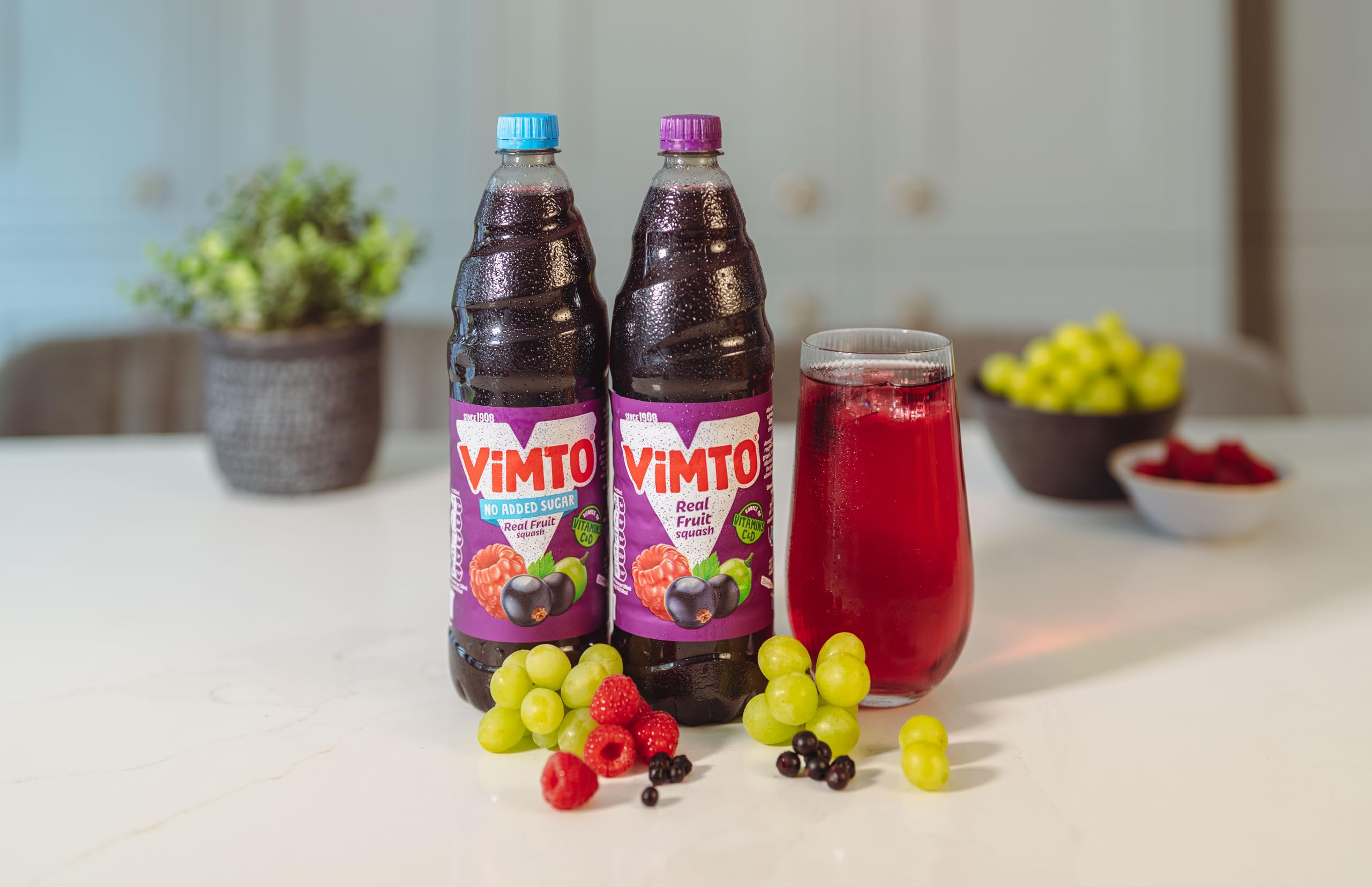 Vimto Squash - Concentrated Mixed Fruit Juice Drink with Vitamins C & D | 1 L 3