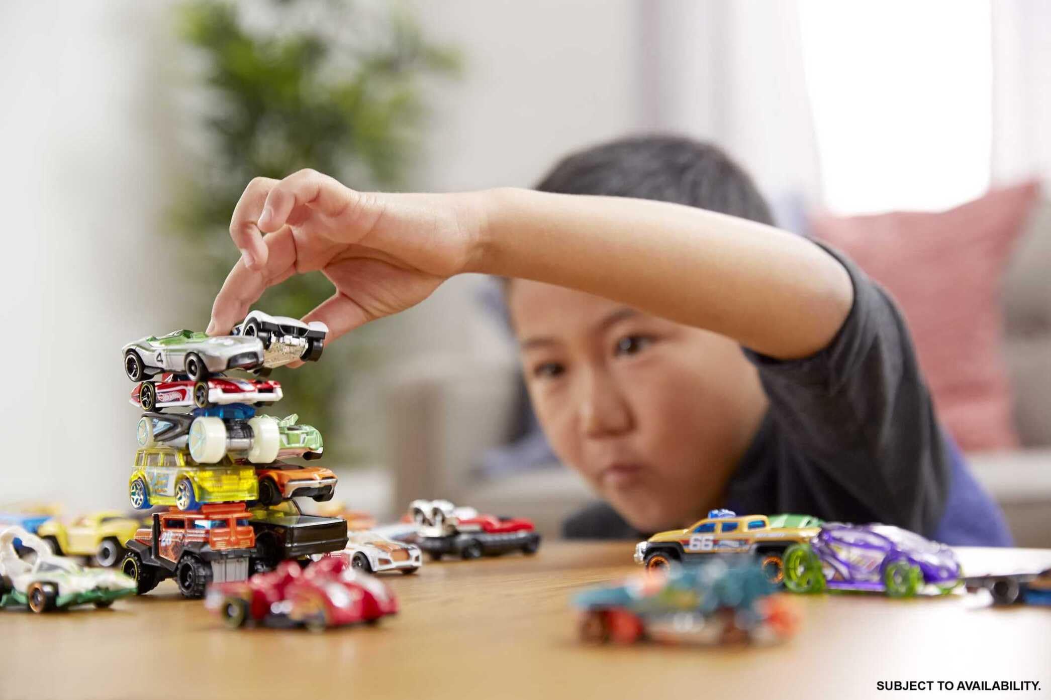 Hot Wheels 20-Car Multipack | 1:64 Scale Die-cast Vehicles | Ages 3+ | Model DXY59 4