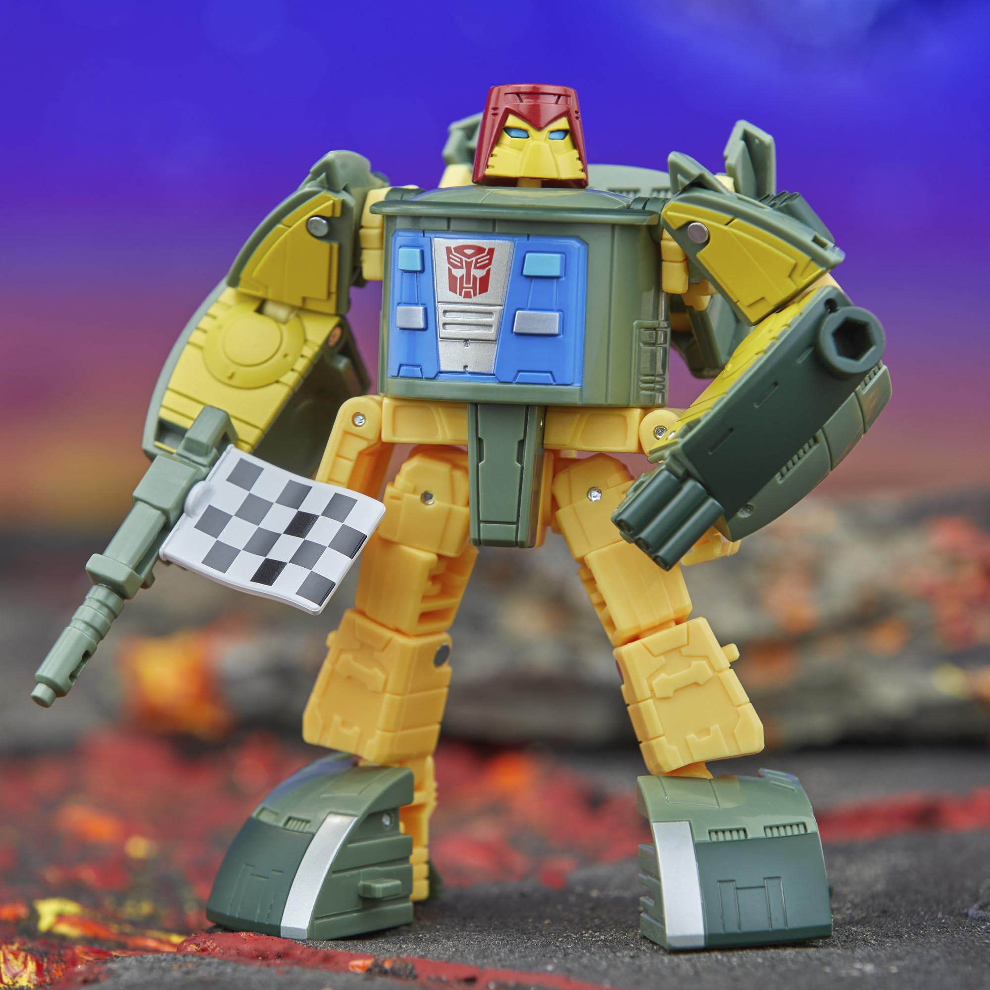 Transformers Legacy Deluxe Class Autobot Cosmos Action Figure | 5.5-inch | Converts in 19 Steps 6