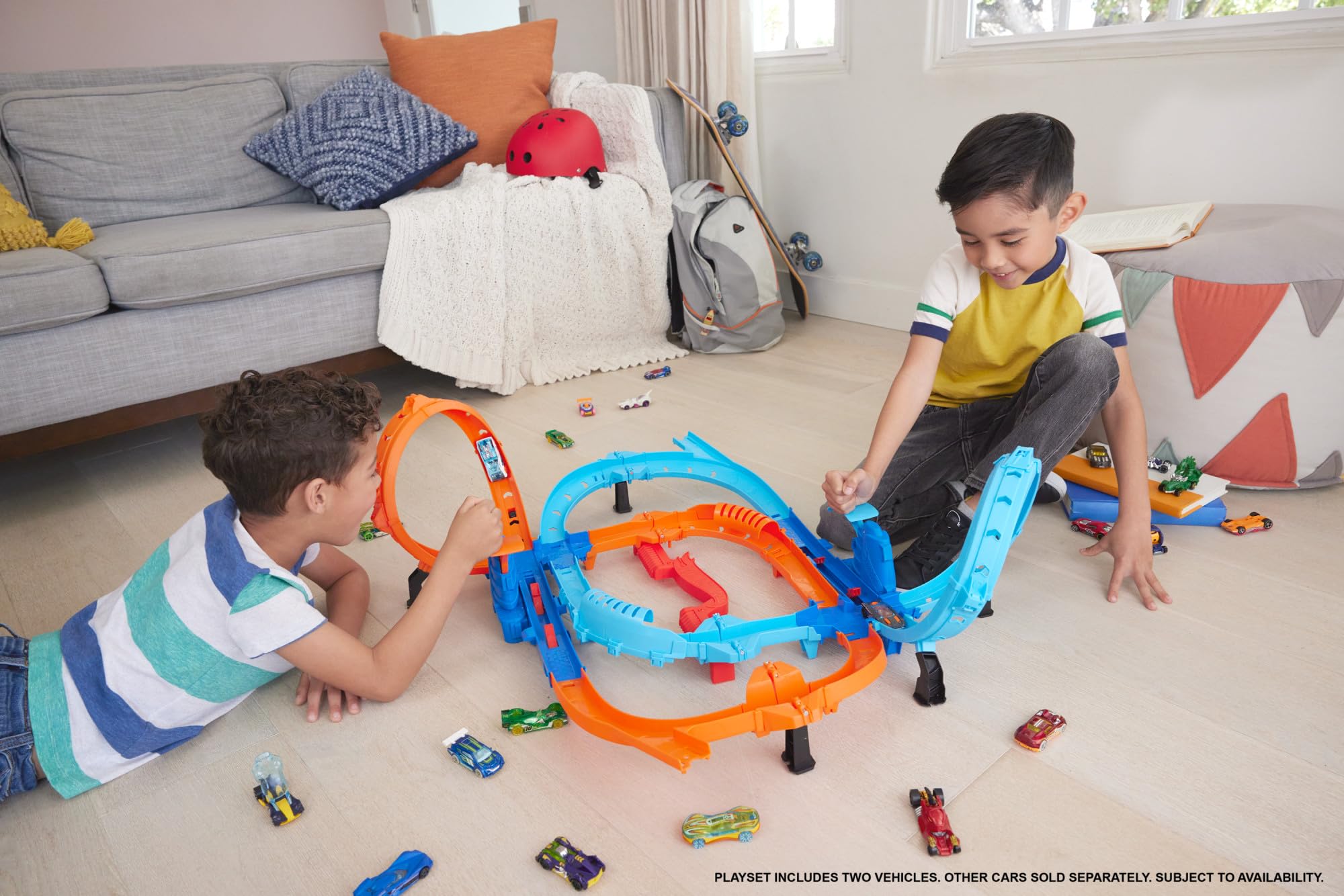 Hot Wheels Ultra Hots Blast Launch Face-Off Track Set - 2 Car Race & Crash Playset for Kids 6