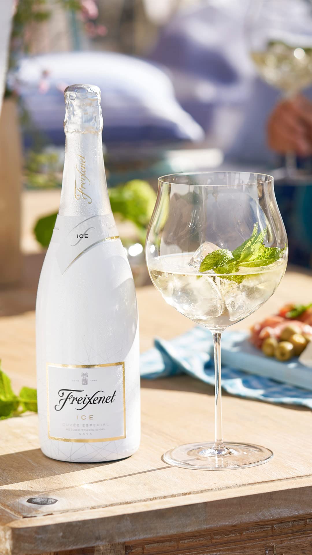 Freixenet Ice Cuvée Especial Semi Seco Cava - Fine Bubbles | Peach & Pear Flavours | 75cl