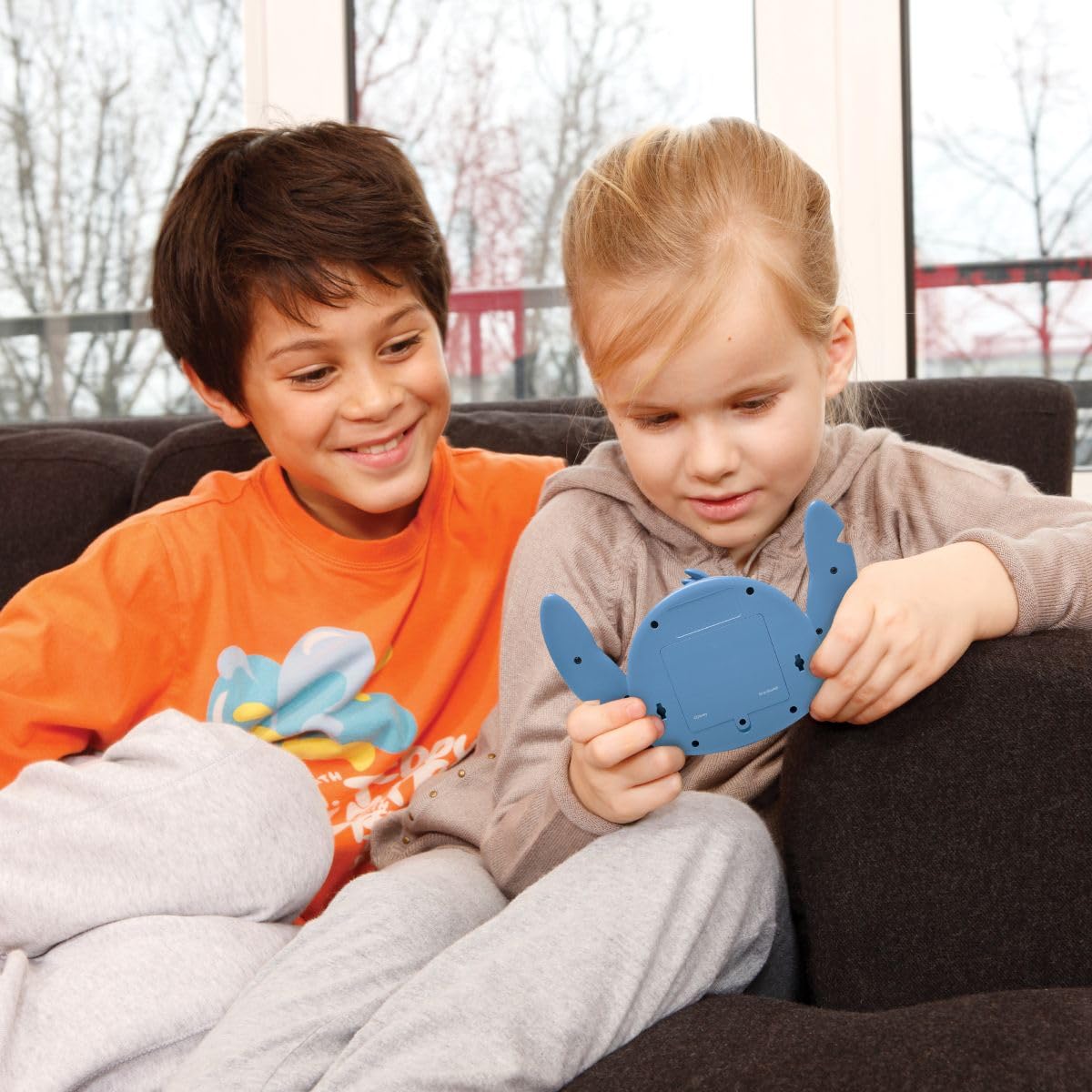 Disney Stitch - Lexibook Cyber Arcade Motion Portable Console with 50 Games 4