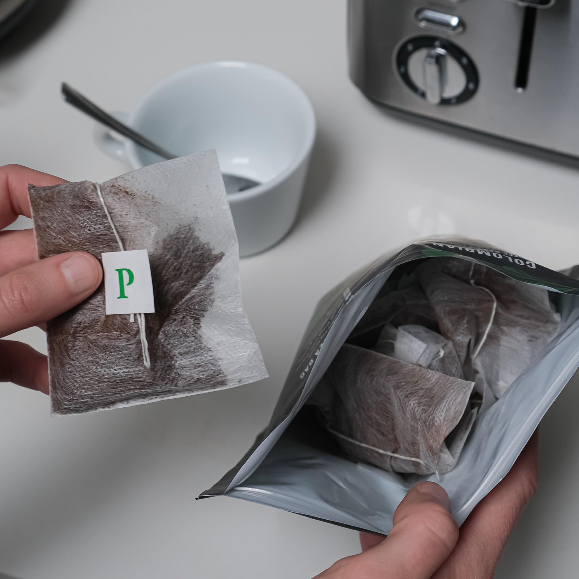 PERCOL Colombian Loose Packed Ground Coffee Bags (80x8g) - Fairtrade Light Roast