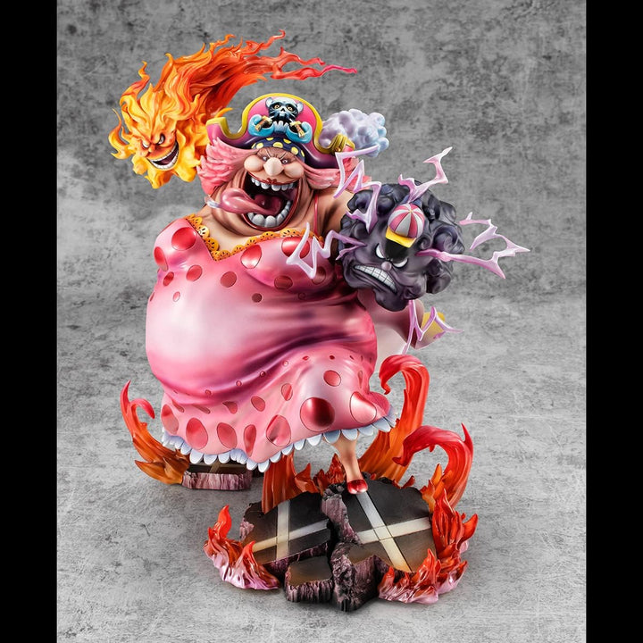 MegaHouse Portrait of Pirates One Piece - Charlotte Linlin (Big Mom) Figure (MH71633)