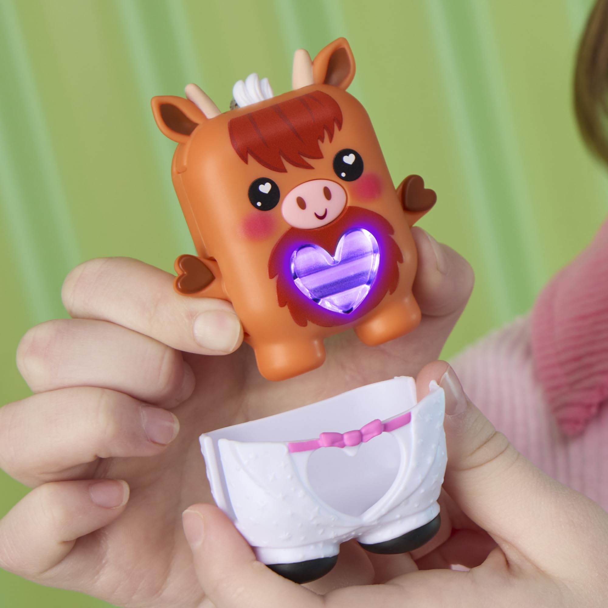 Hasbro Nano-Mals Cowbert the Highland Cow - Electronic Fidget Pet with Light-Up Heart, 70+ Reactions & Silent Mode 7