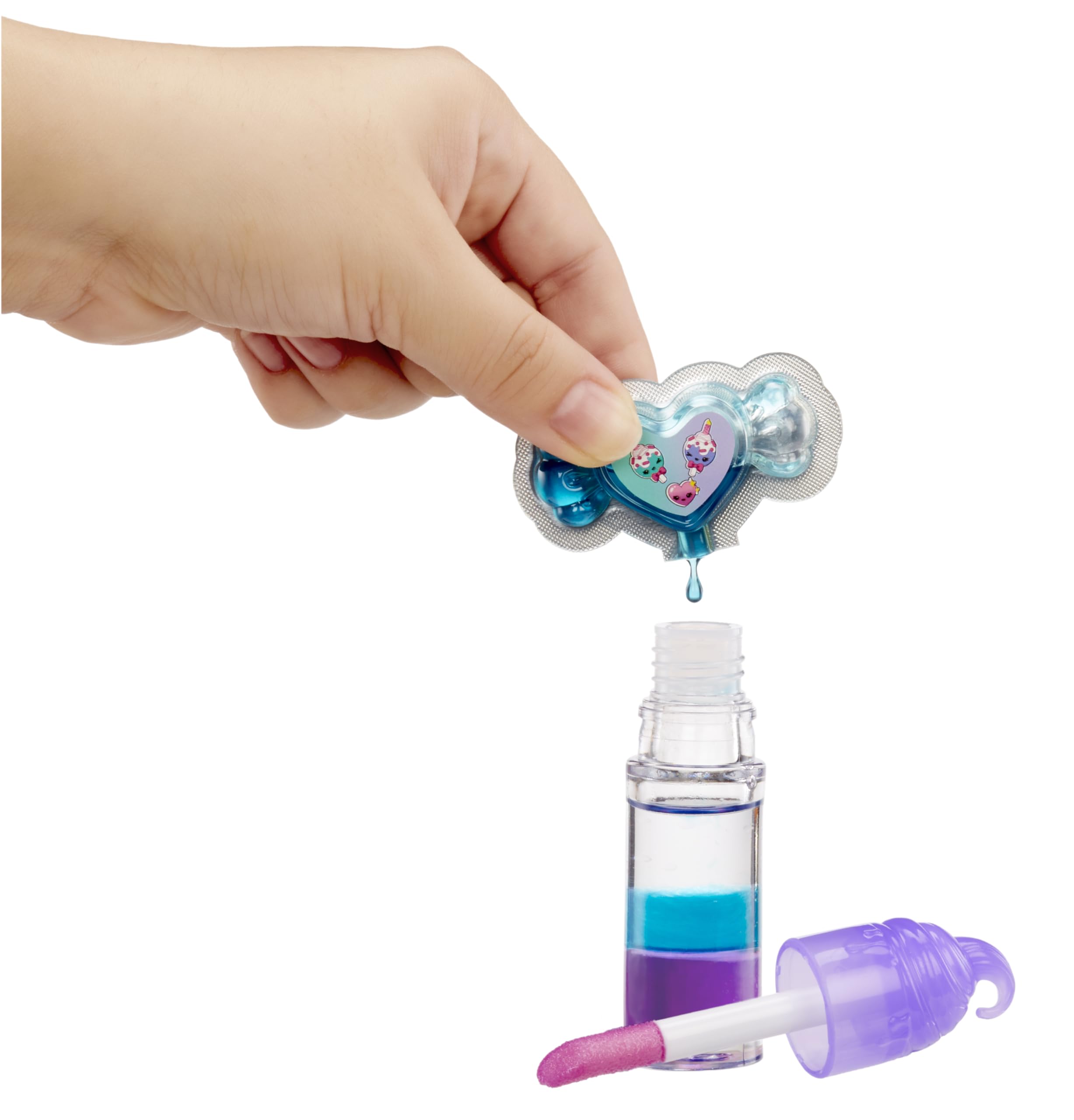 Yummiland Carly Cakepop Doll - Mystery Color Change Lip Gloss Playset for Ages 4+ 3