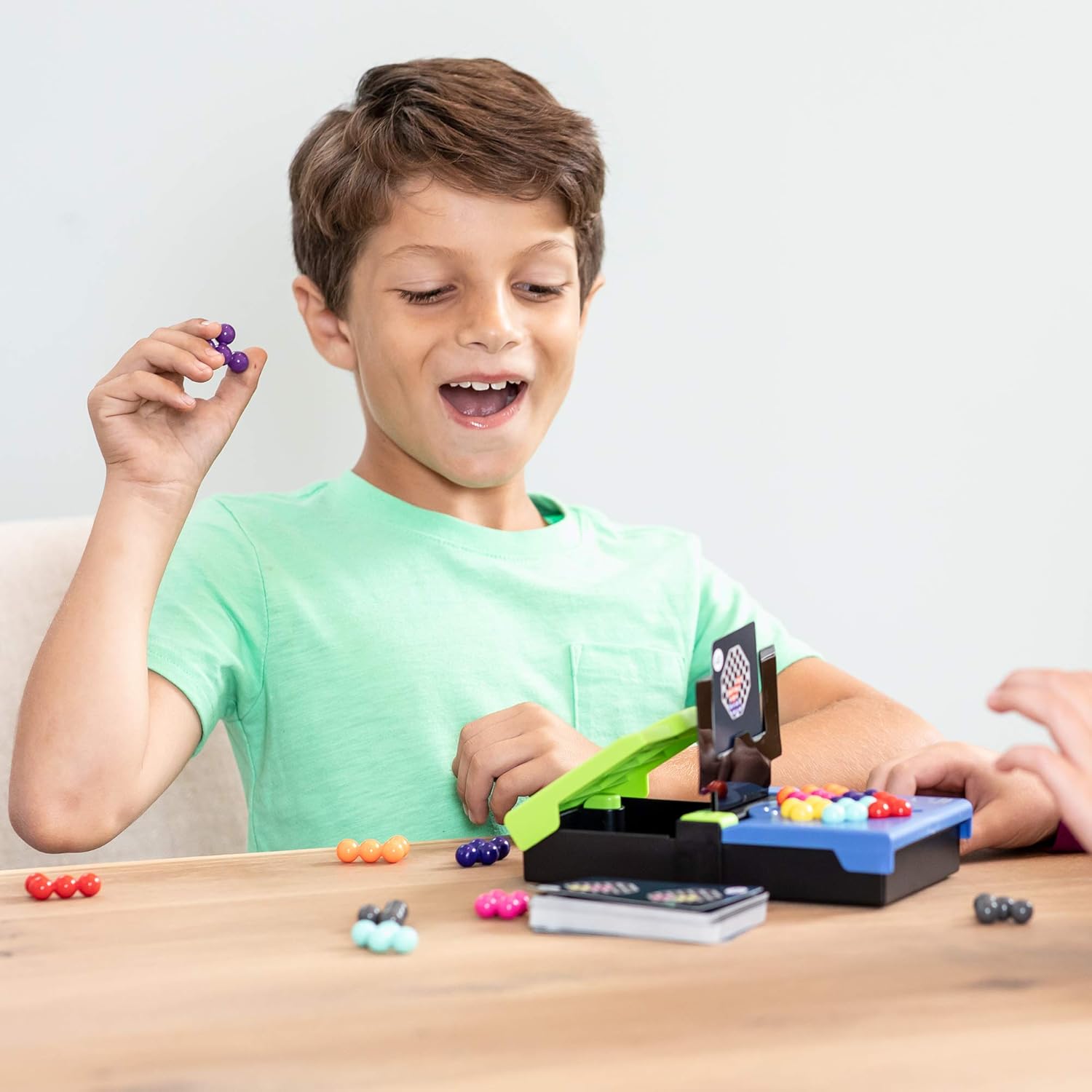 Learning Resources KANOODLE Head-To-Head - 2-Player Puzzle Game for Ages 7+ 4