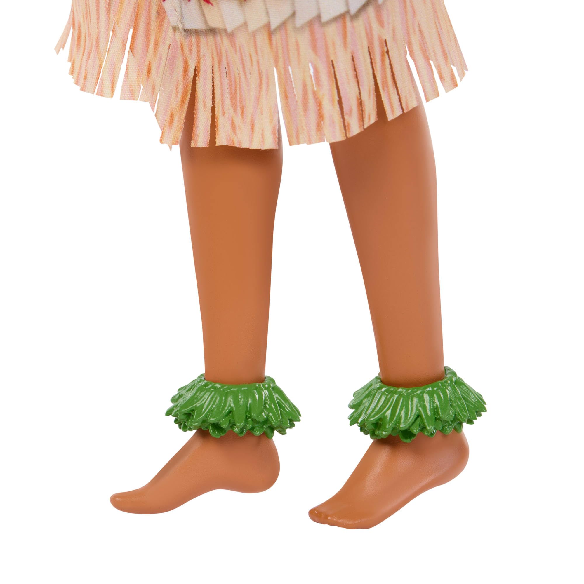 Mattel Moana Fashion Doll - Inspired by Live Action Movie | Posable, Stylable Hair, 5 Accessories | Ages 3+ 5