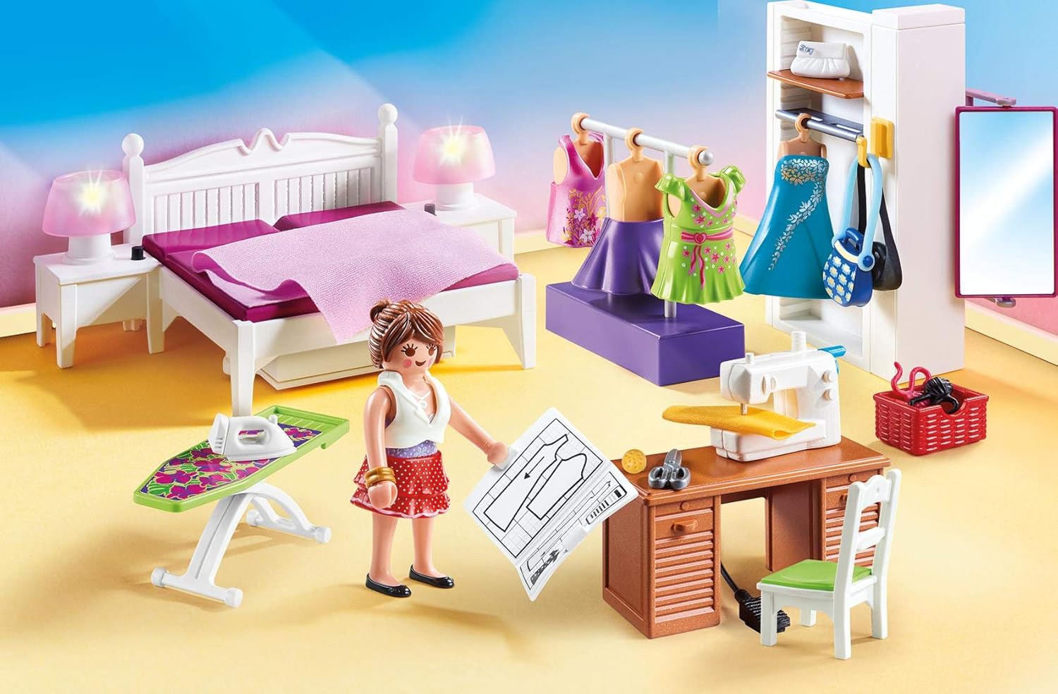 PLAYMOBIL 70208 Dollhouse Master Bedroom with Interchangeable Dresses and Lighting Effects - Playset for Kids 4+ 5