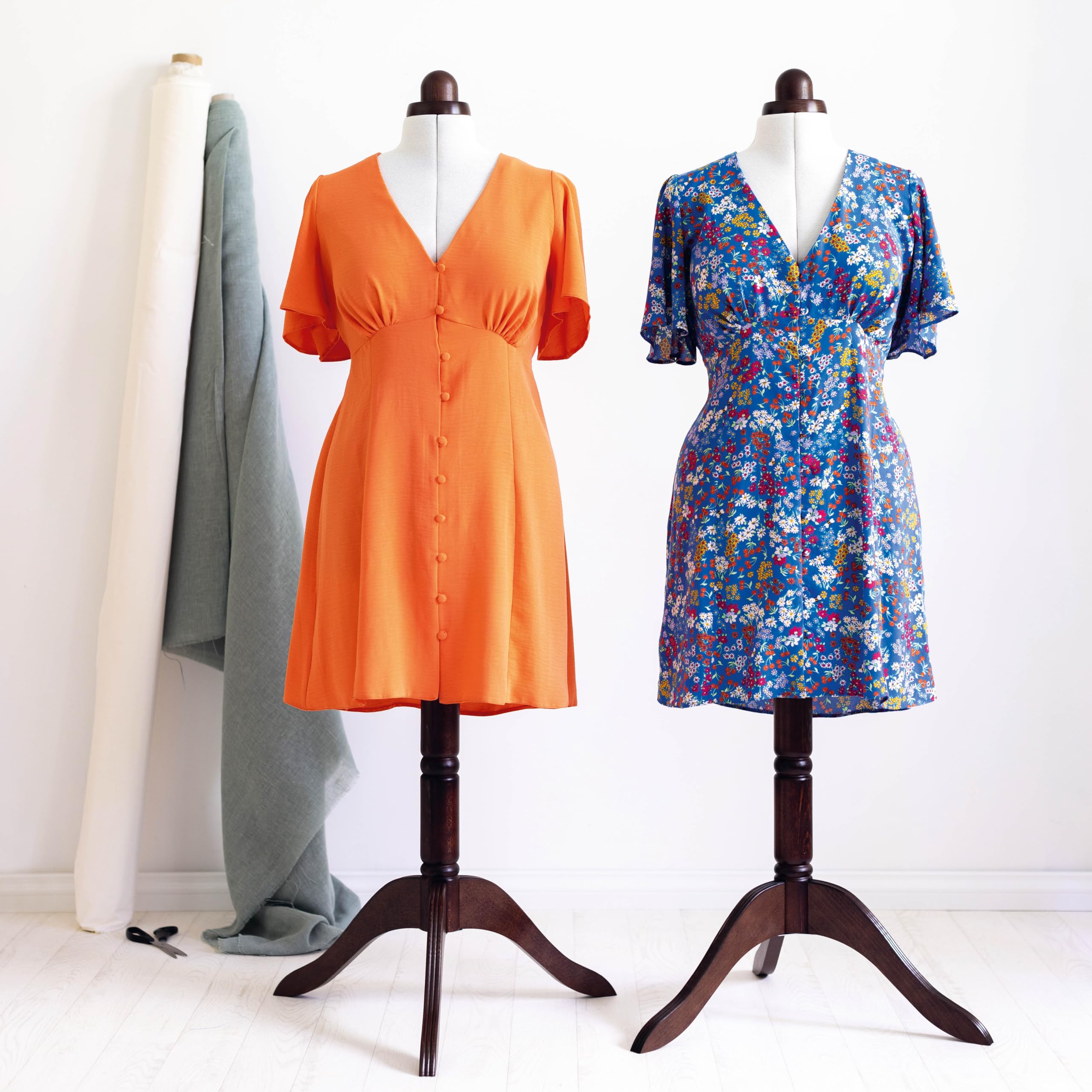 Clone Your Clothes: Pattern-making and sewing techniques to recreate your best-loved garments by Claire-Louise Hardie | Paperback | 128 pages 3