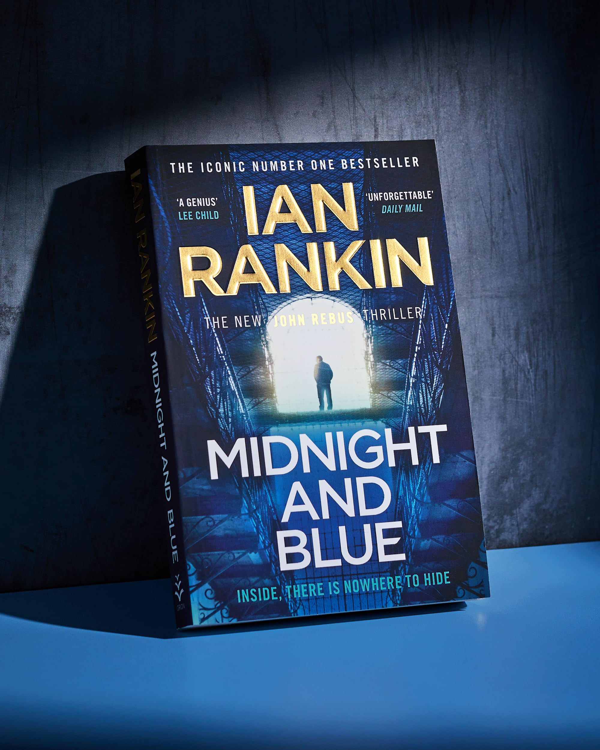Rankin, Ian - Midnight and Blue | Paperback | Inspector Rebus Novels Book 25