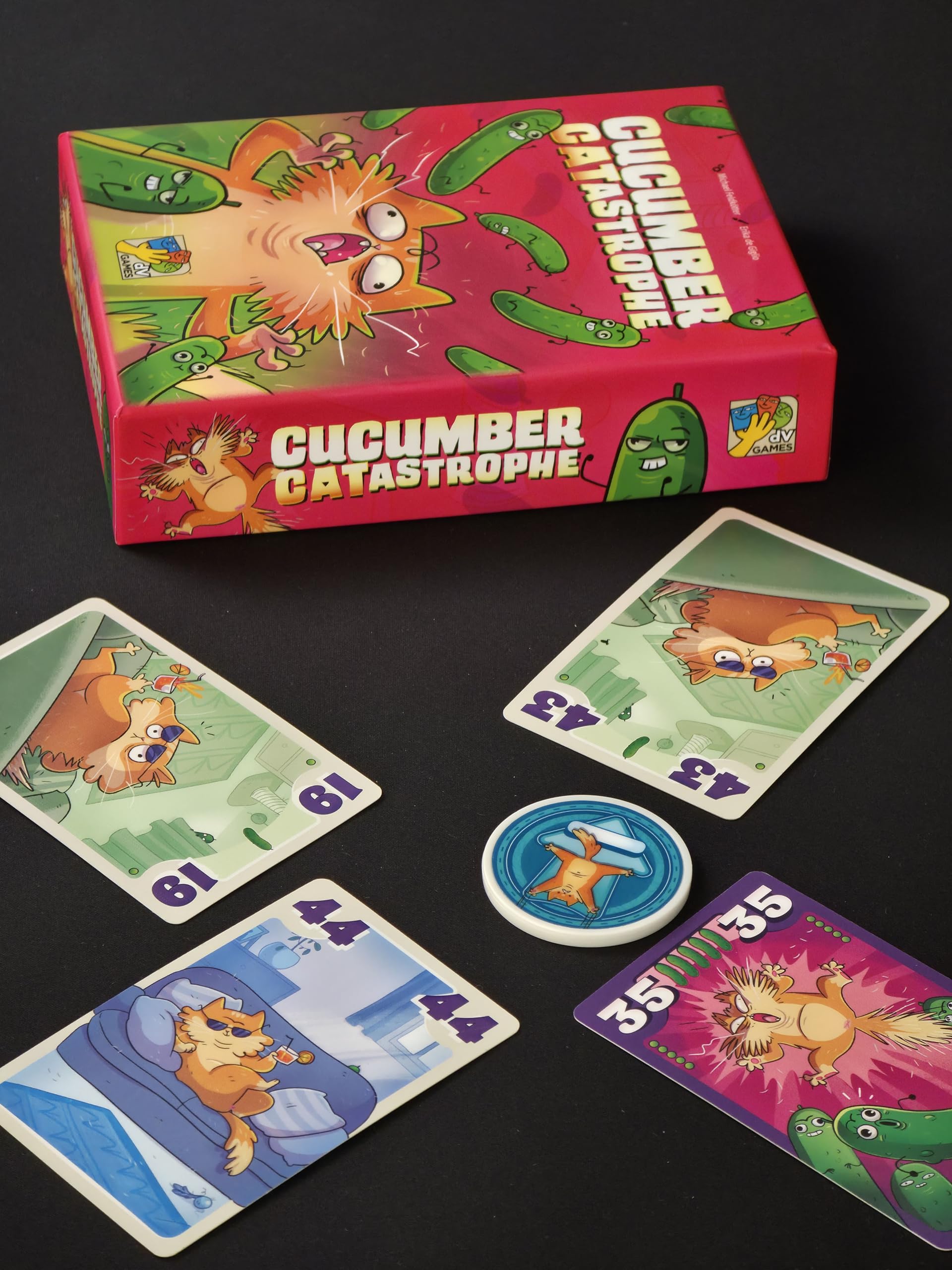 dV Giochi Cucumber Catastrophe - Quick Trick-Taking Card Game | 3-6 Players | Ages 8+ 3