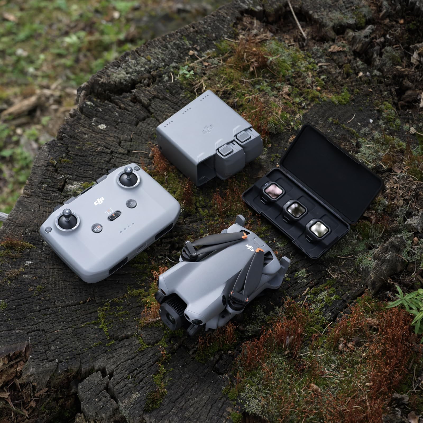 DJI Mini 5 Pro Fly More Combo with DJI RC-N3 - 1-Inch CMOS Camera Drone with 4K/60fps HDR Video, 36-Min Flight Time, Foldable Design [Drone] 8