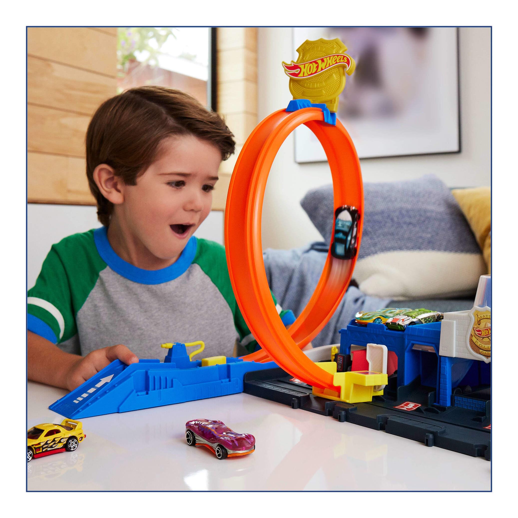 Hot Wheels Super Police Station Playset - Adjustable Loop Track | Includes 1:64 Scale Car | Model JBM71 2