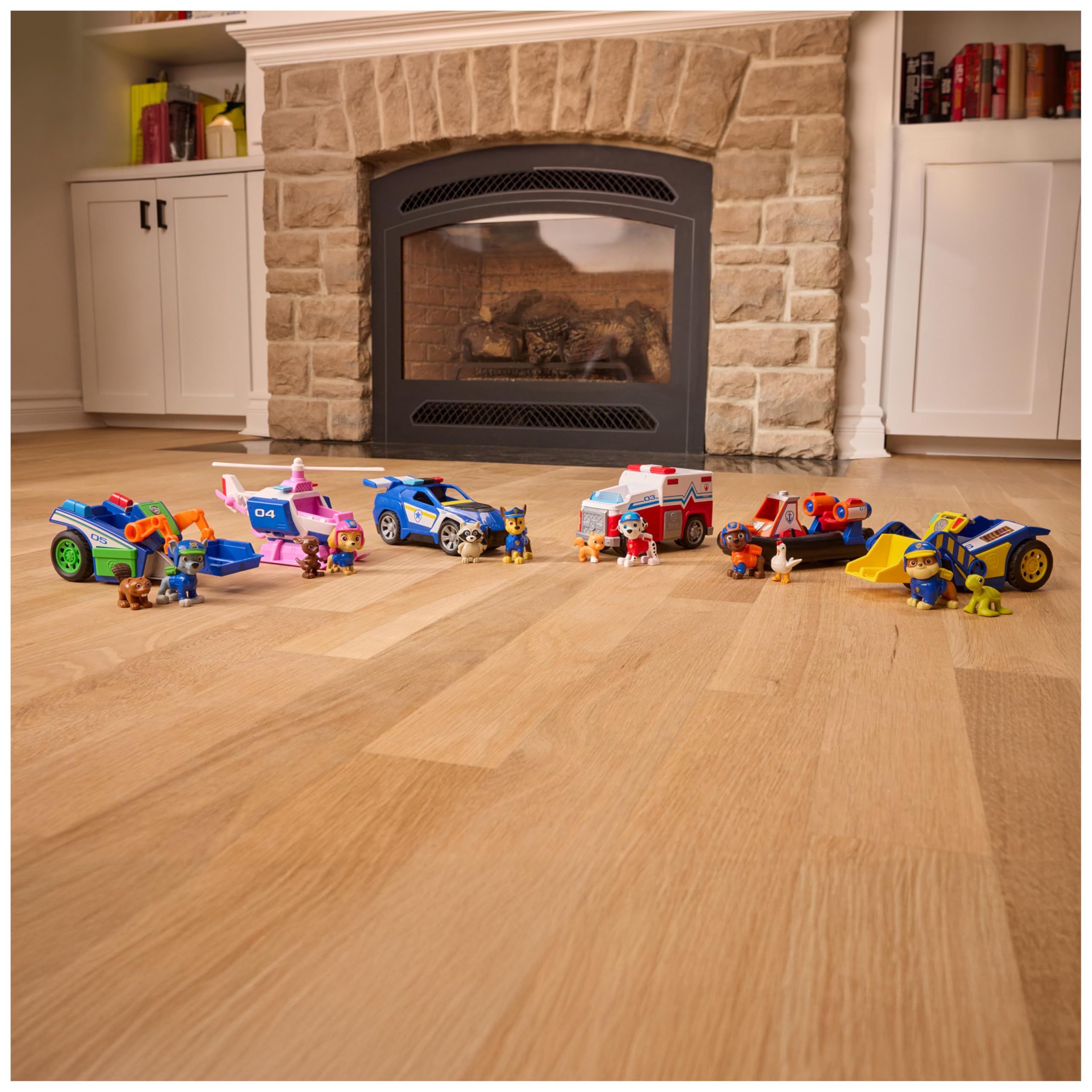 Paw Patrol Search & Rescue Chase Rescue Cruiser Vehicle with 2 Figures | Pull-Back Action | Ages 3-9 7