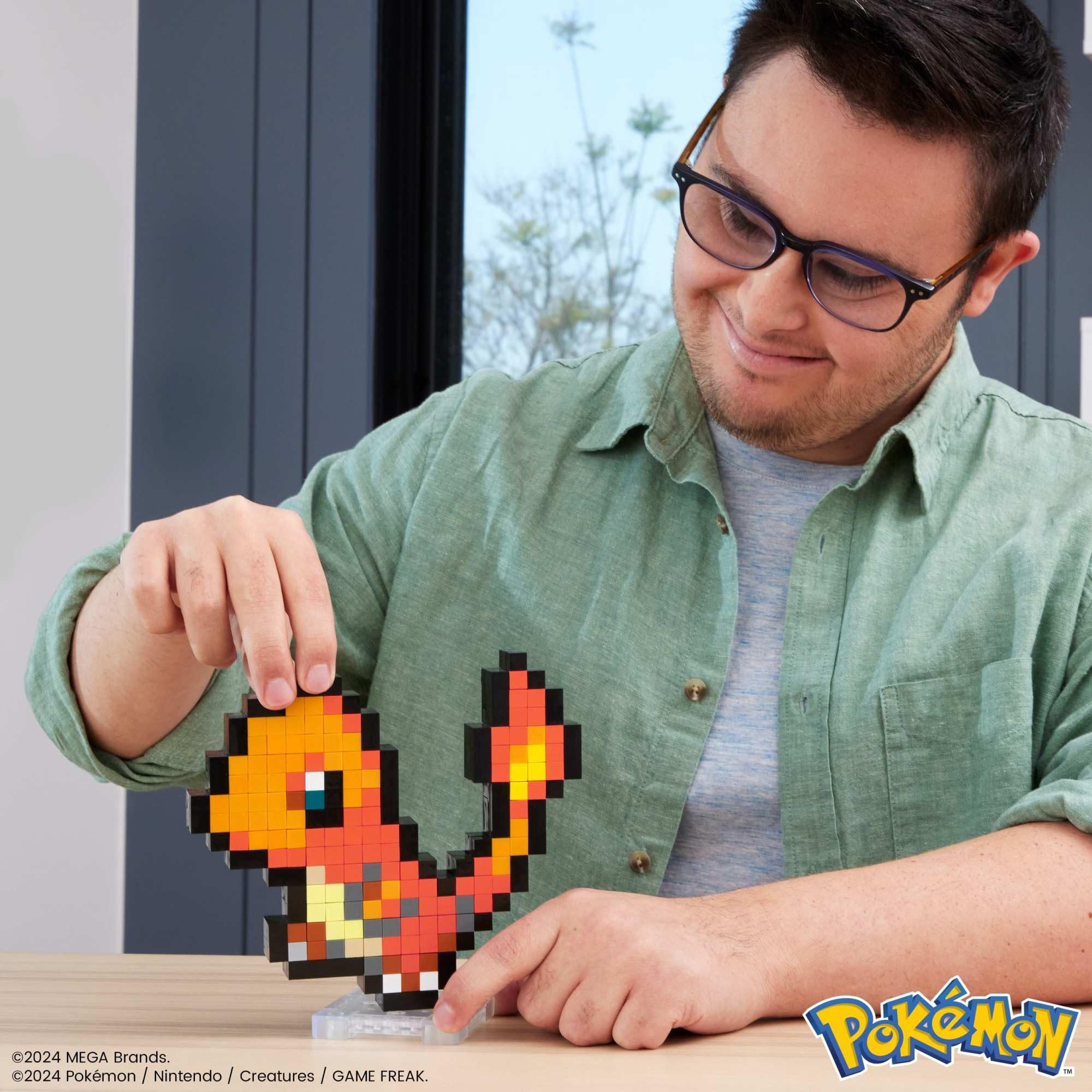 MEGA Pokémon Charmander Building Set - 349-Piece Pixel Art Figure for Adult Collectors 7