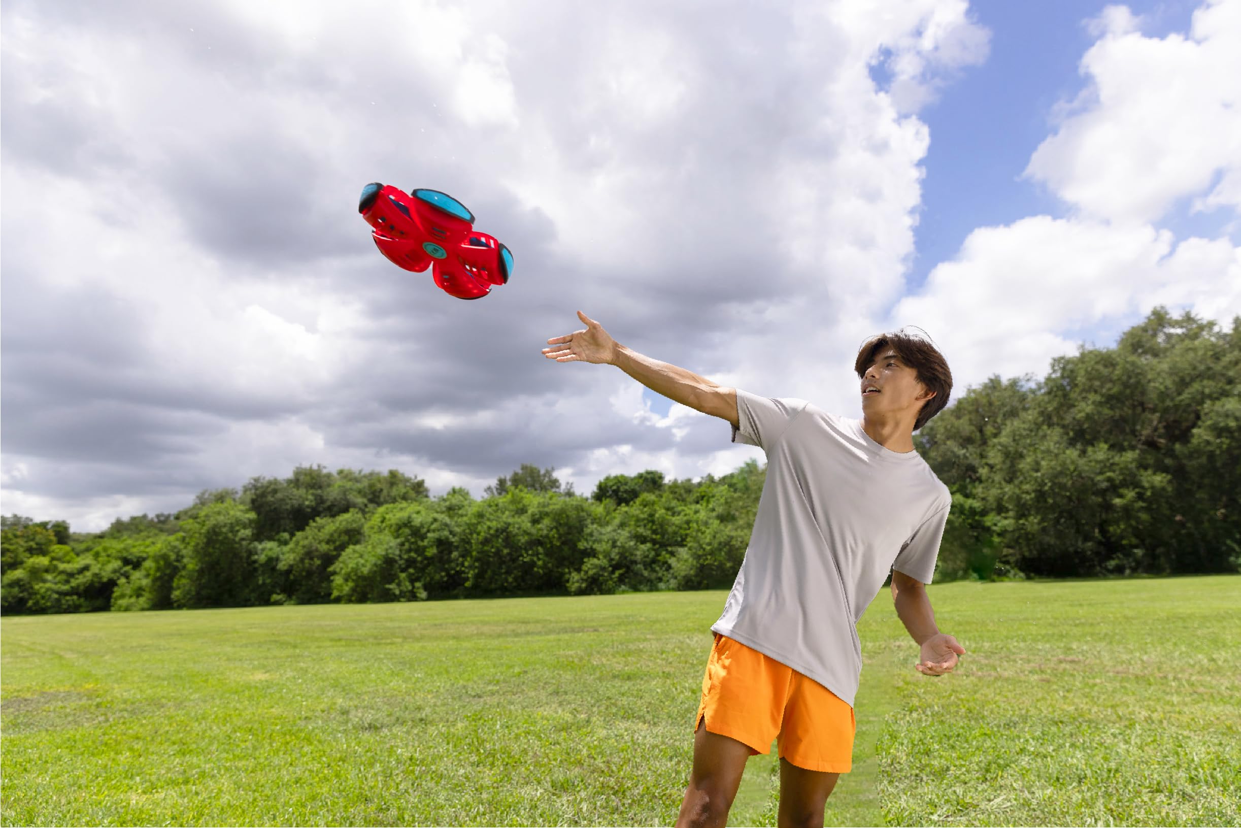 Goliath Phlat Ball Classic - Transforms from 9-inch Disc to 6.2-inch Ball | Ages 6+ 3