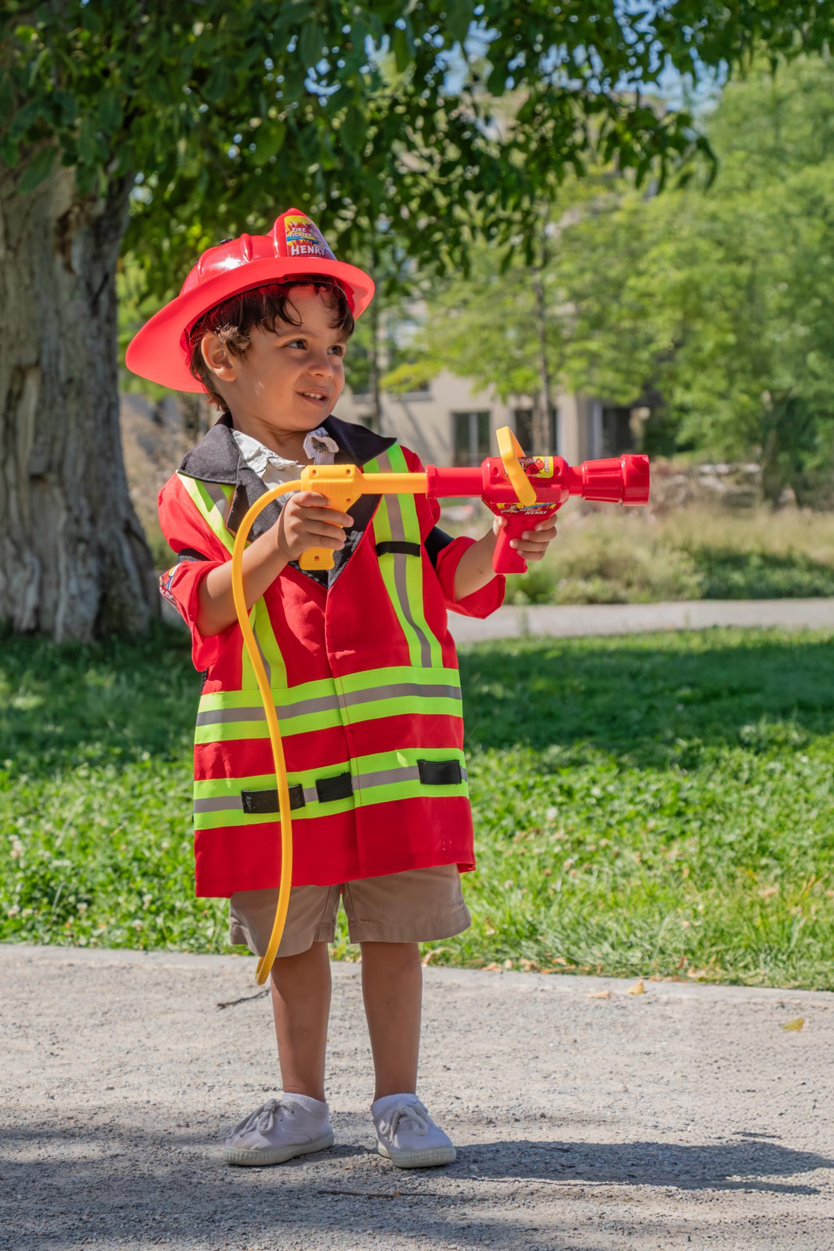 Theo Klein Firefighter Henry Water Spray Backpack Water Gun | 2L Tank | Ages 3+