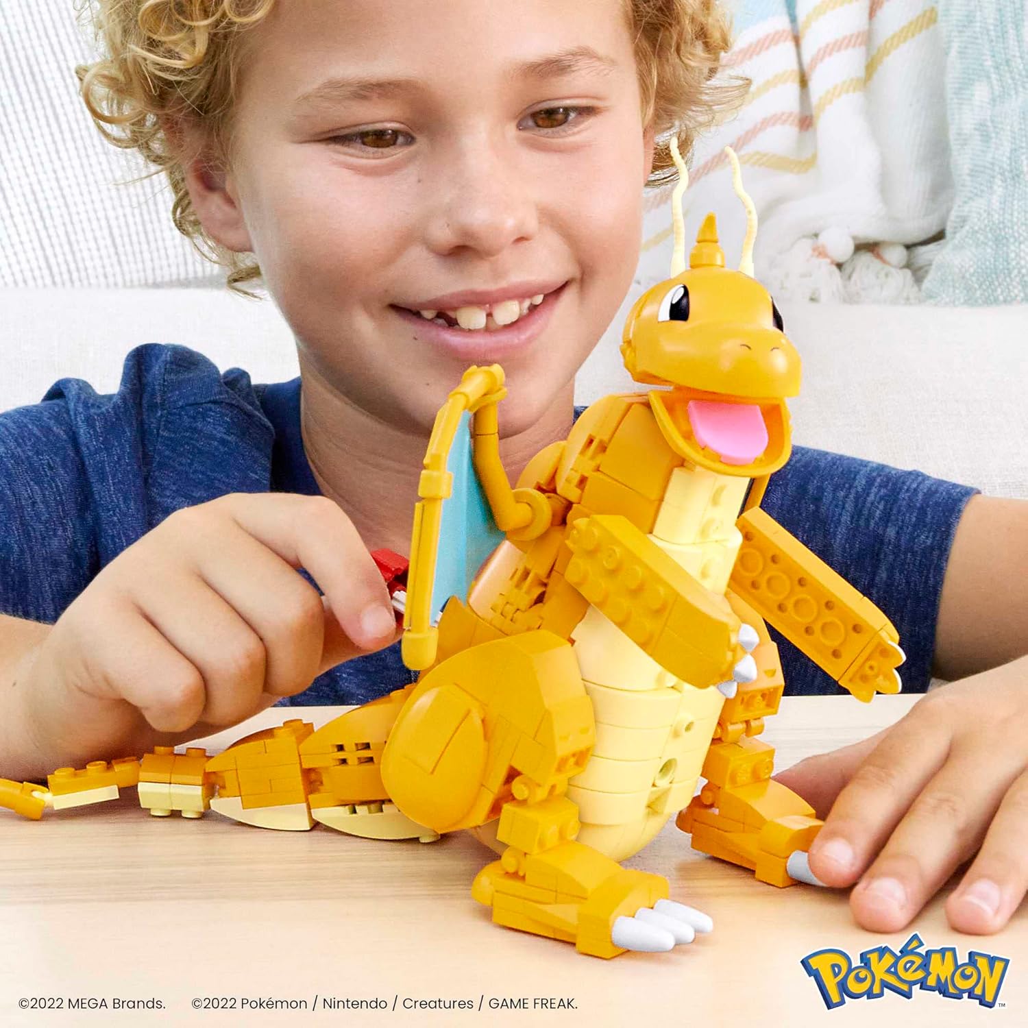 MEGA Pokémon Dragonite Building Set - 387-Piece Buildable & Posable Figure with Motion Brick 5