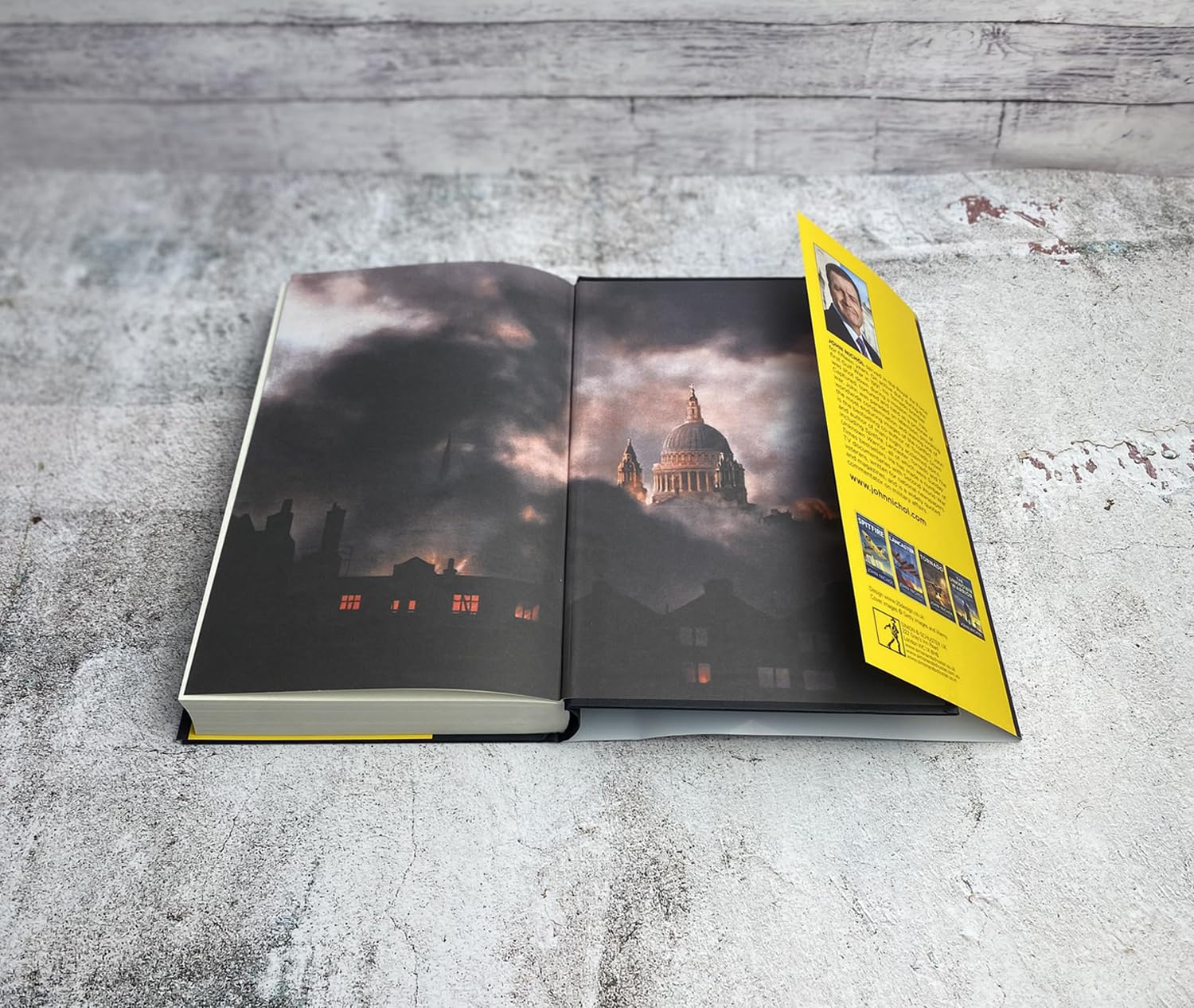 John Nichol - Blitz: When World War Two Came Home | Hardcover 4