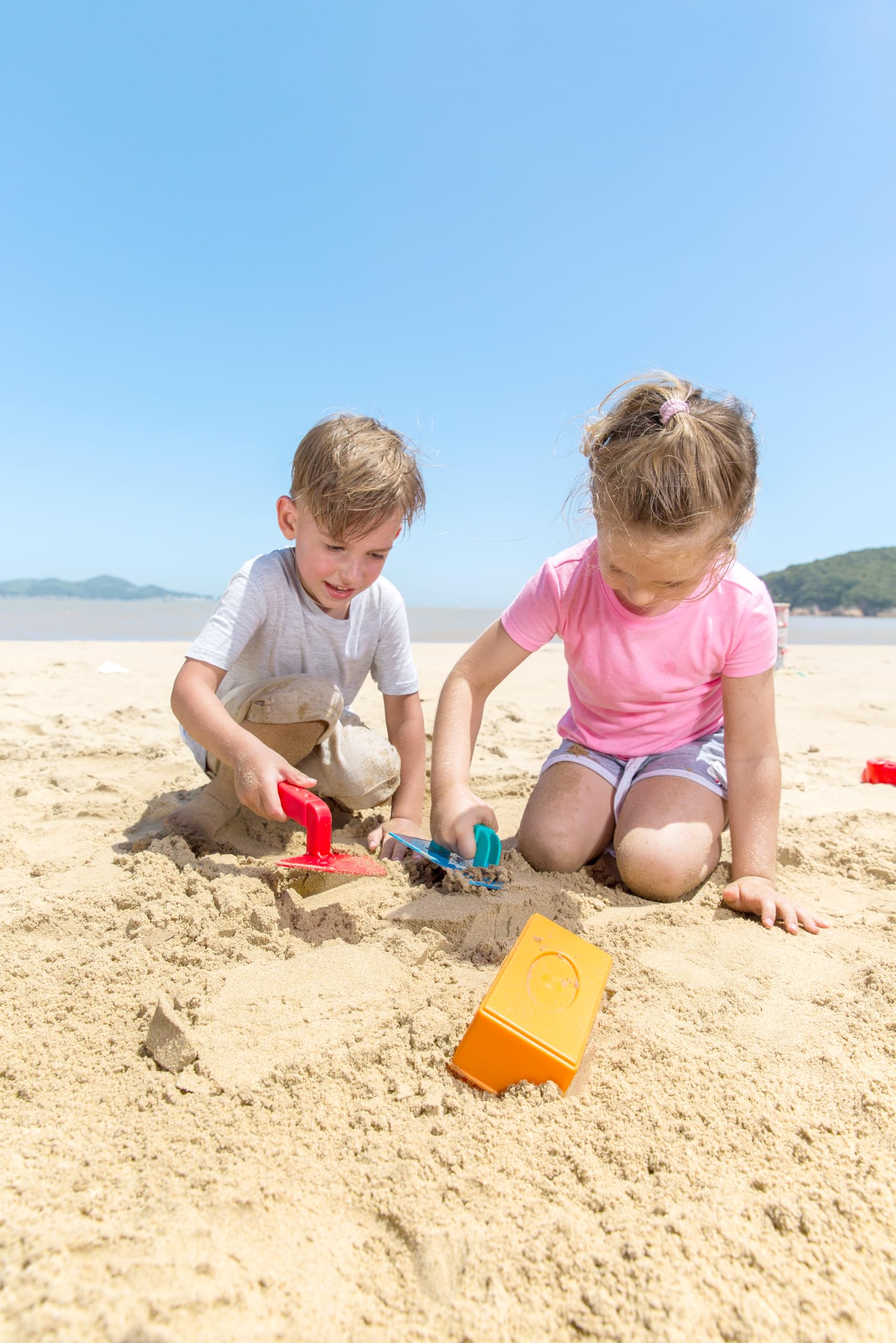 Hape Master Bricklayer Sand and Garden Toys - Multicolor Plastic | Ages 2-6 2
