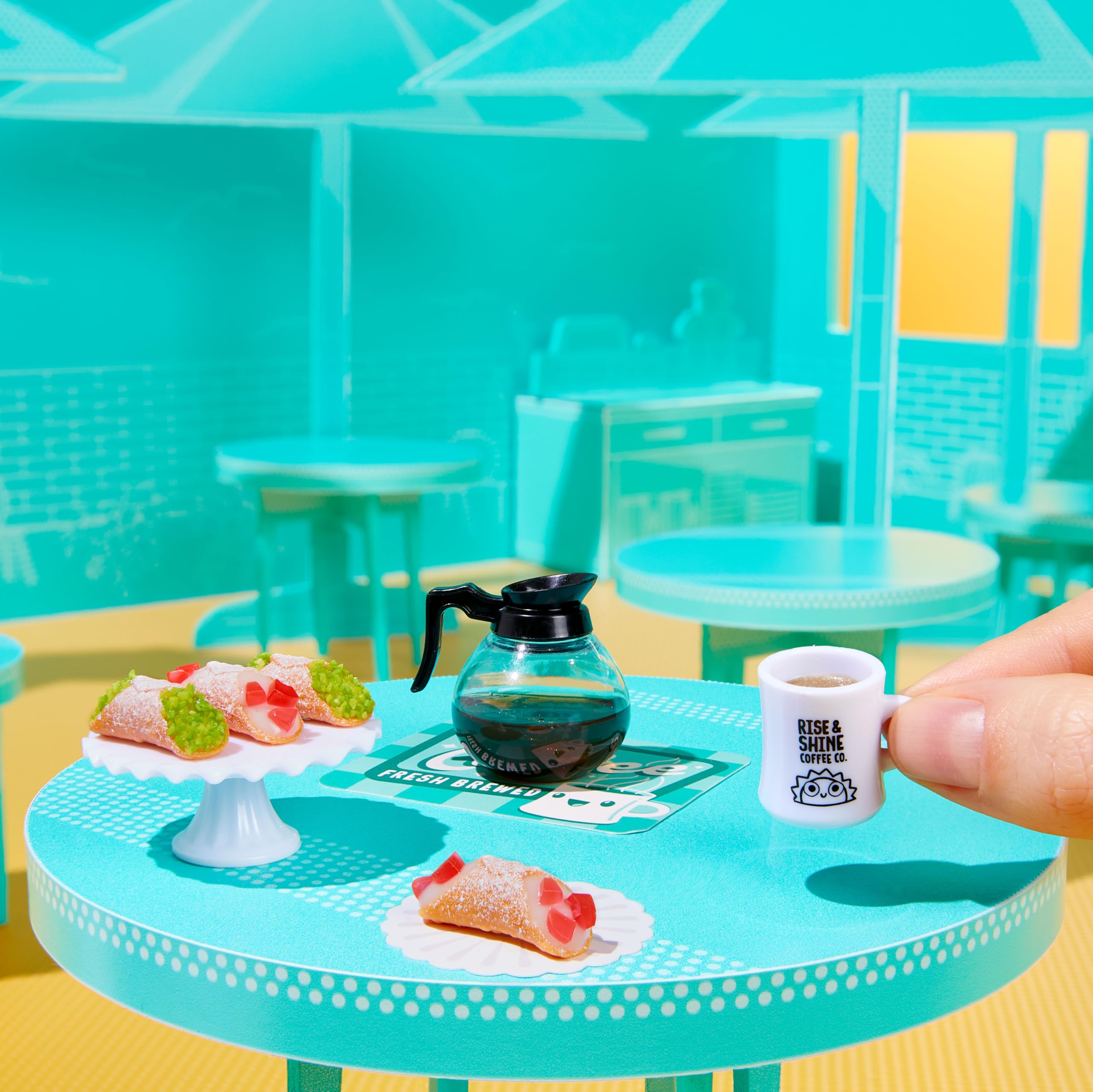 MGA's Miniverse Make It Mini Cafe Series 6 - DIY Resin Mini Collectables | Unisex Children | Ages 8+ 7