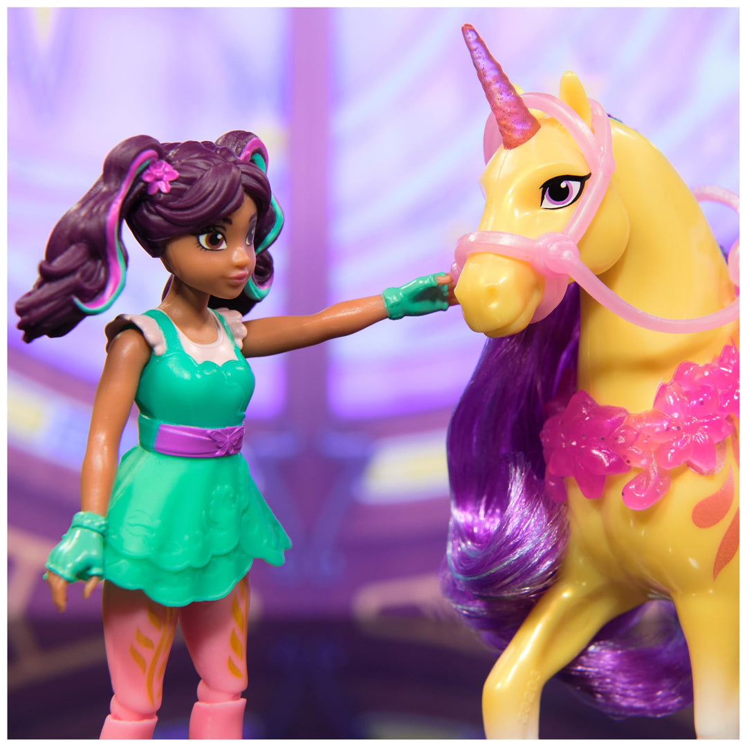 Unicorn Academy, Ava & Leaf Power of Friendship Set with Translucent Saddle