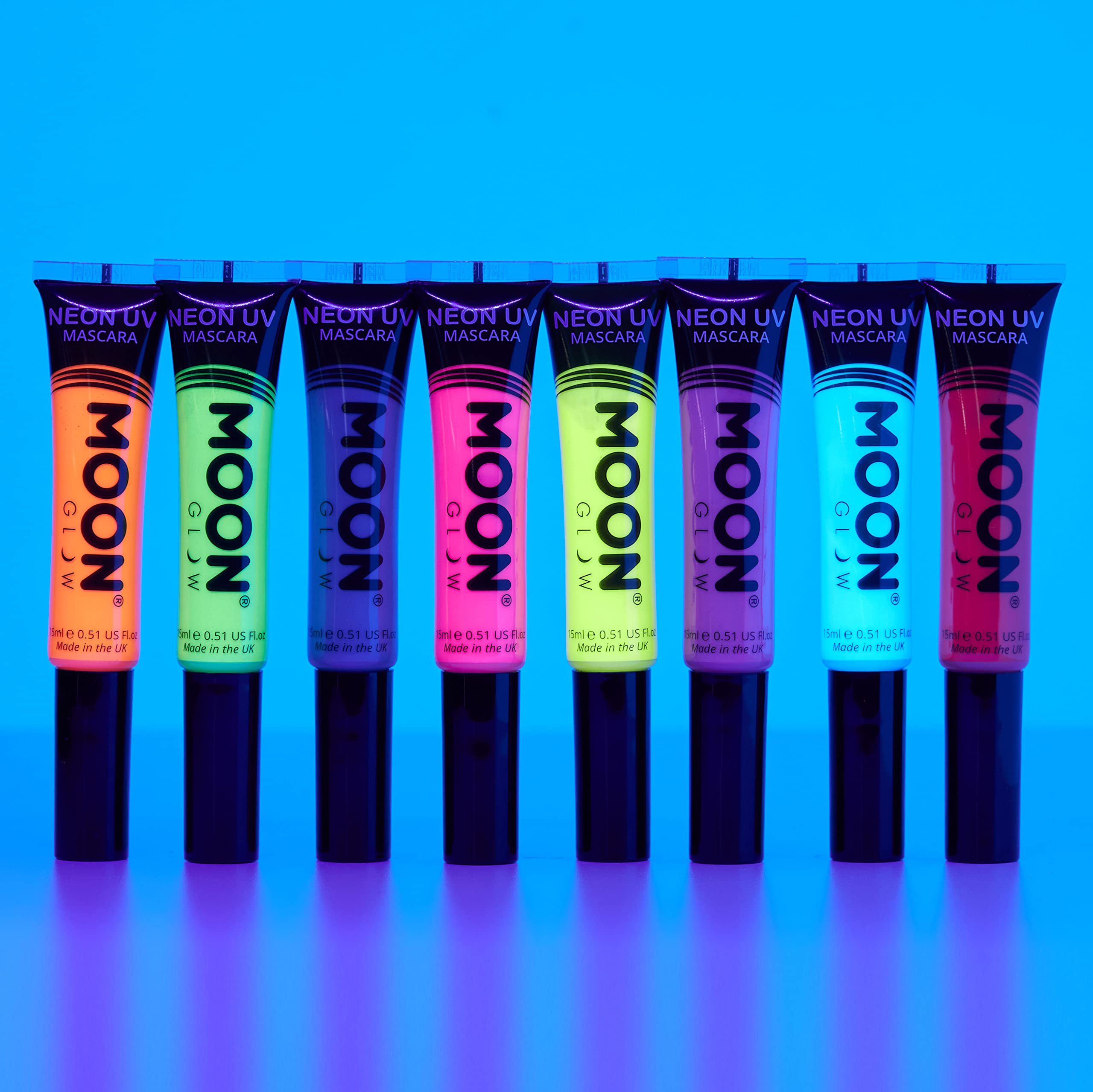 Moon Glow - Intense Neon UV Mascara (Green) 9